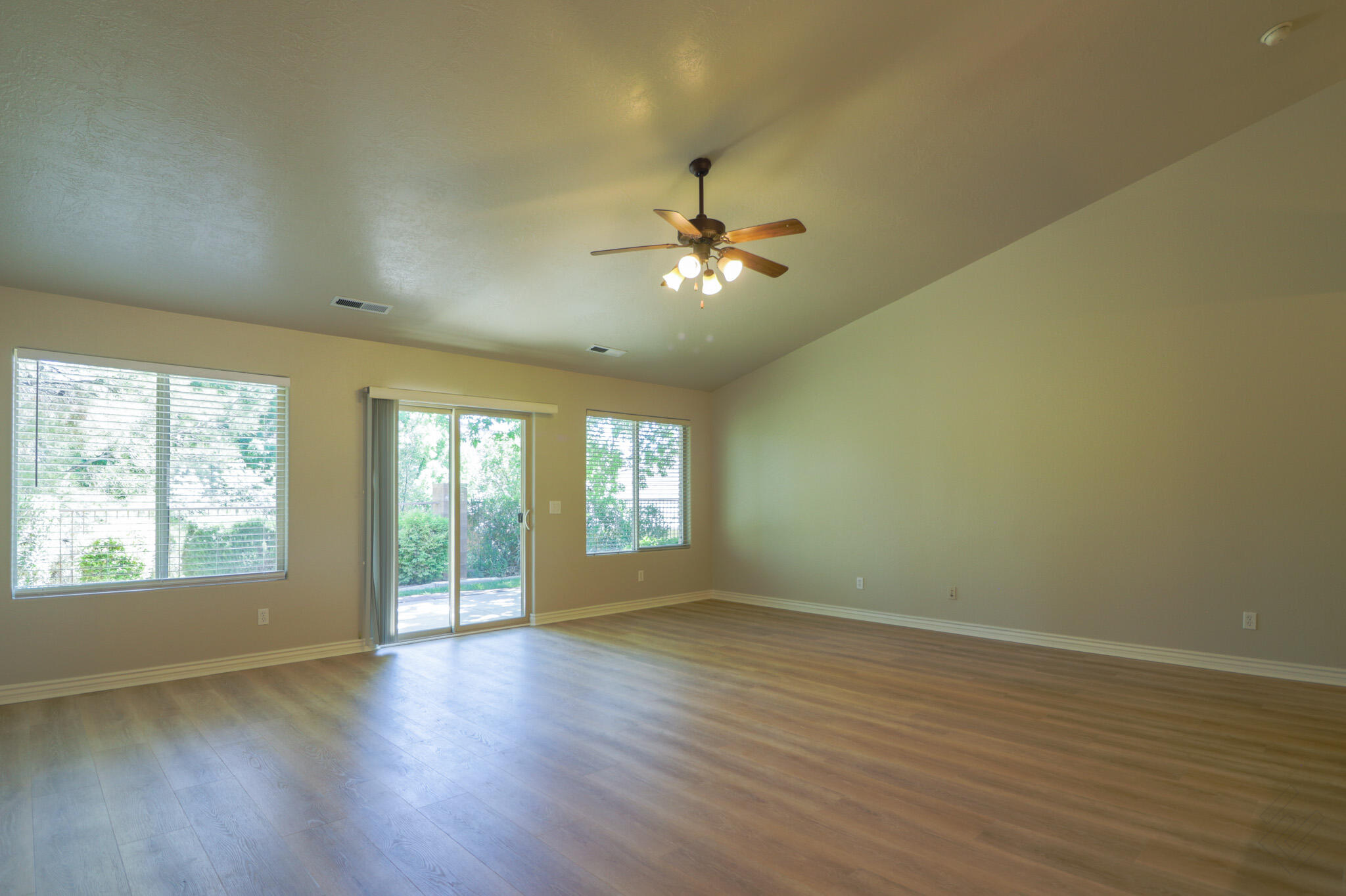 COVENTRY LANE TOWNHOMES - Residential