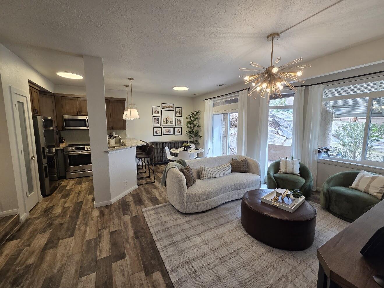 TAMARACK - ST GEORGE GOLF CLUB CONDOS - Residential