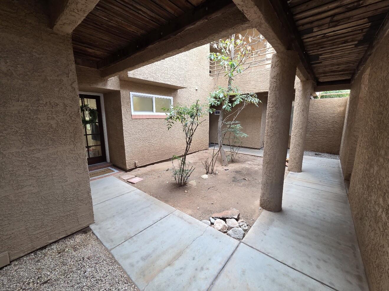 TAMARACK - ST GEORGE GOLF CLUB CONDOS - Residential