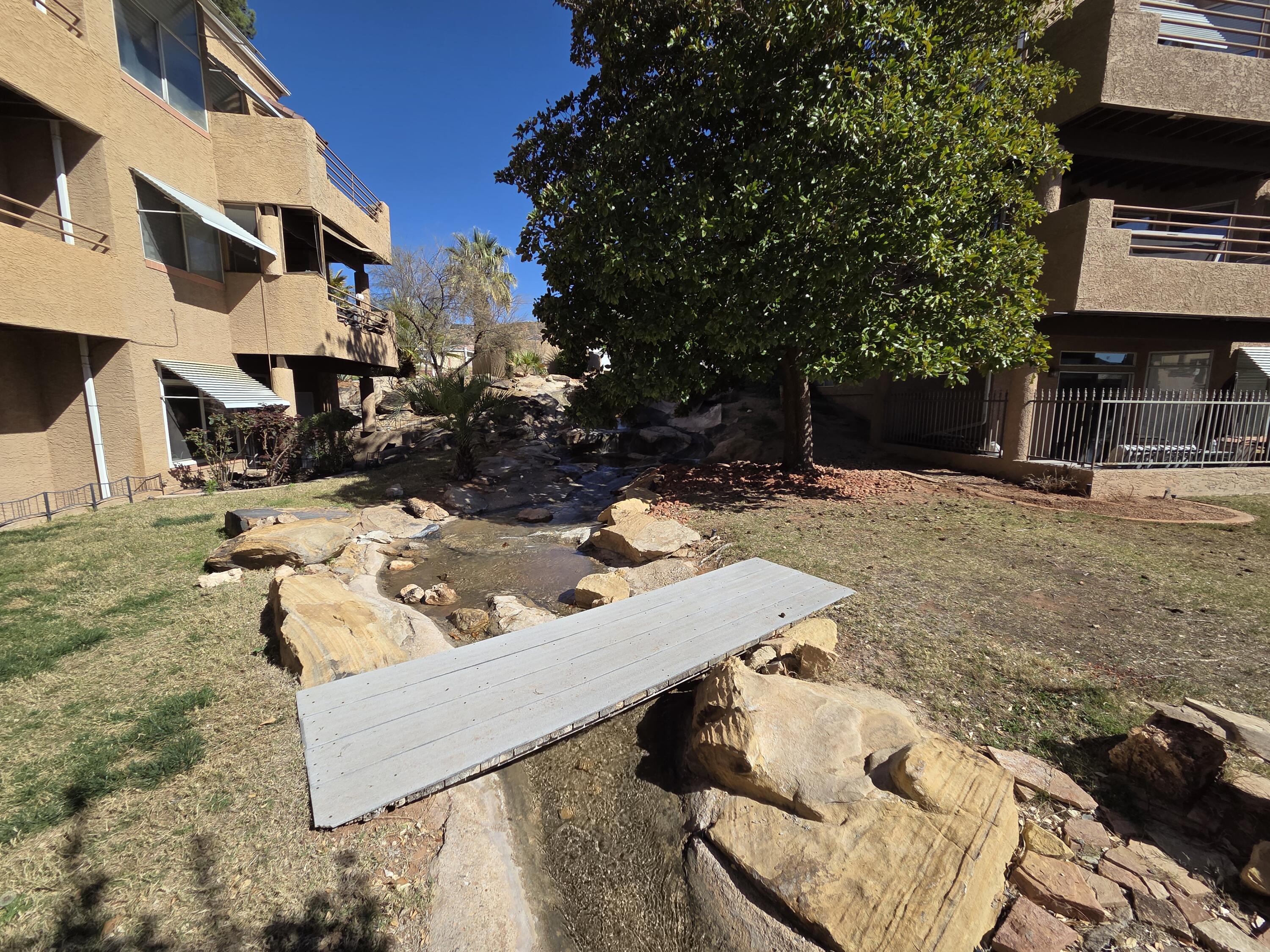 TAMARACK - ST GEORGE GOLF CLUB CONDOS - Residential