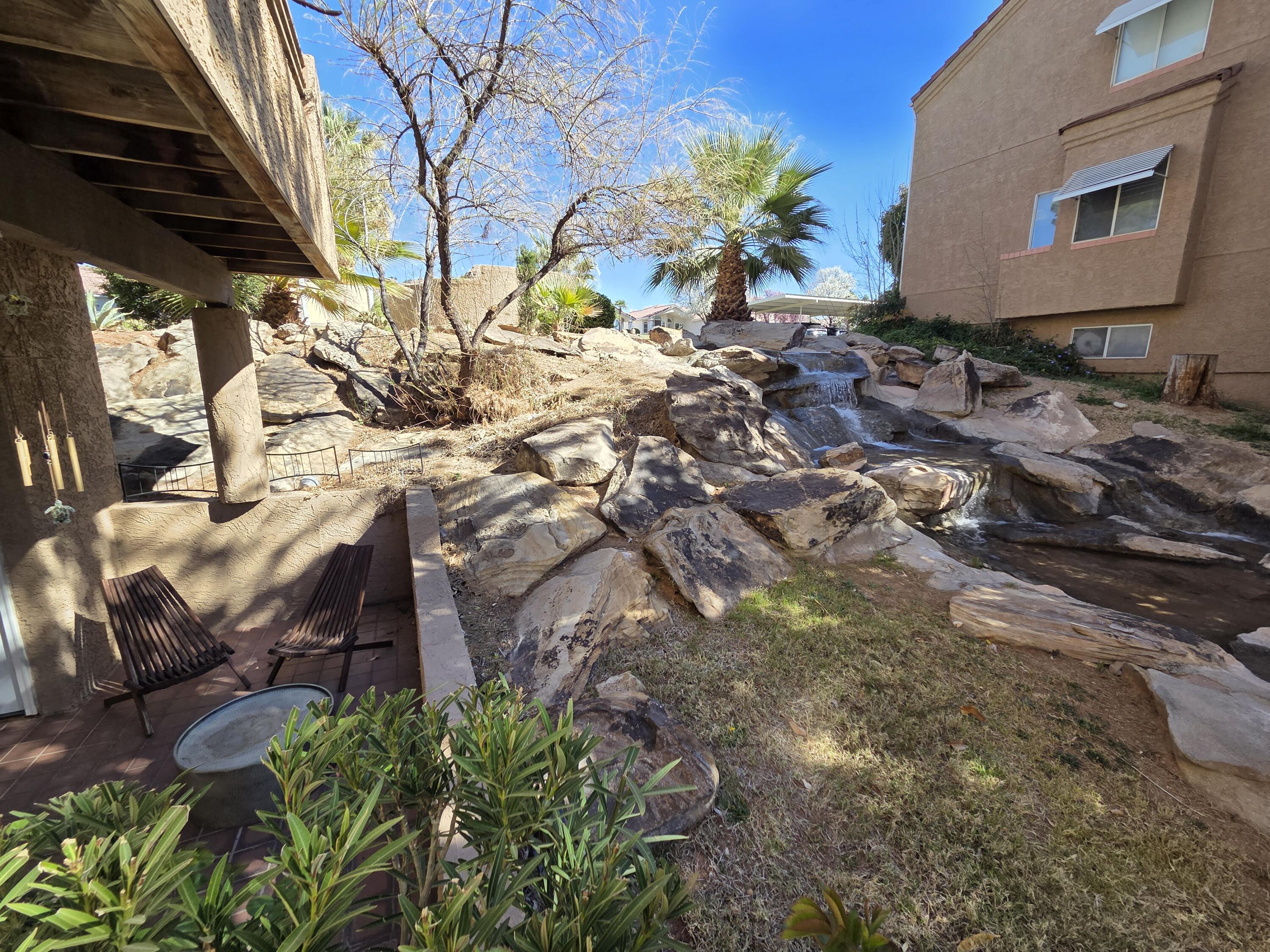 TAMARACK - ST GEORGE GOLF CLUB CONDOS - Residential