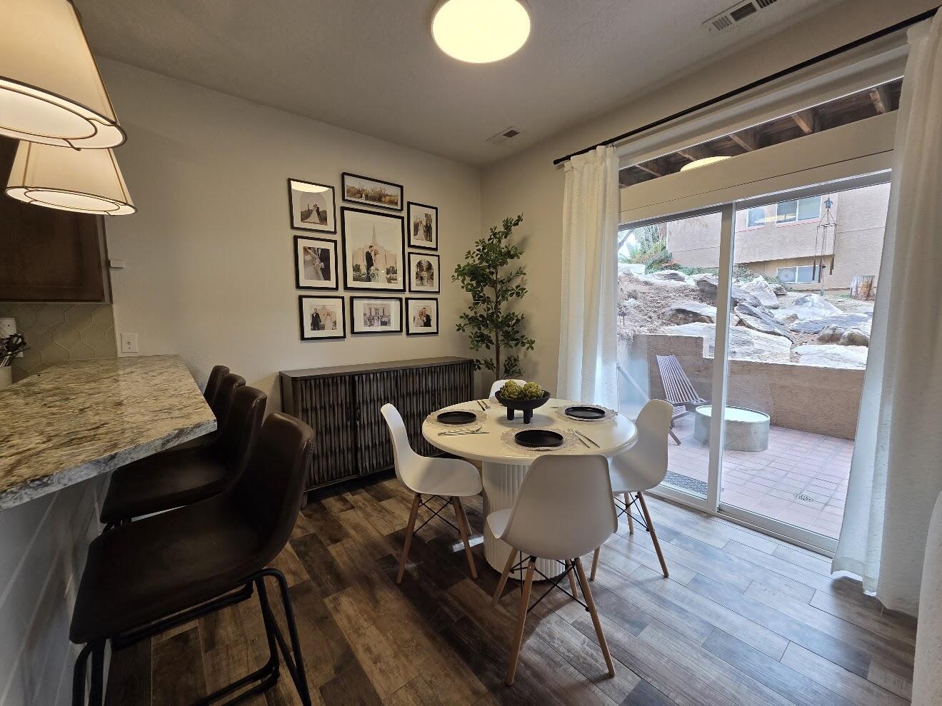 TAMARACK - ST GEORGE GOLF CLUB CONDOS - Residential