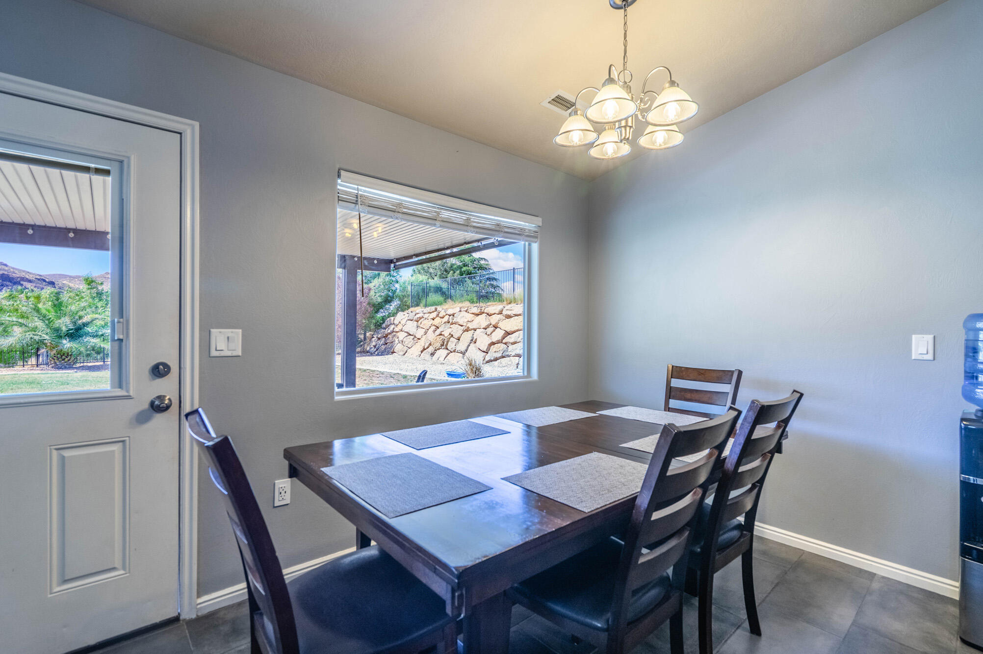 FALCON RIDGE - Residential