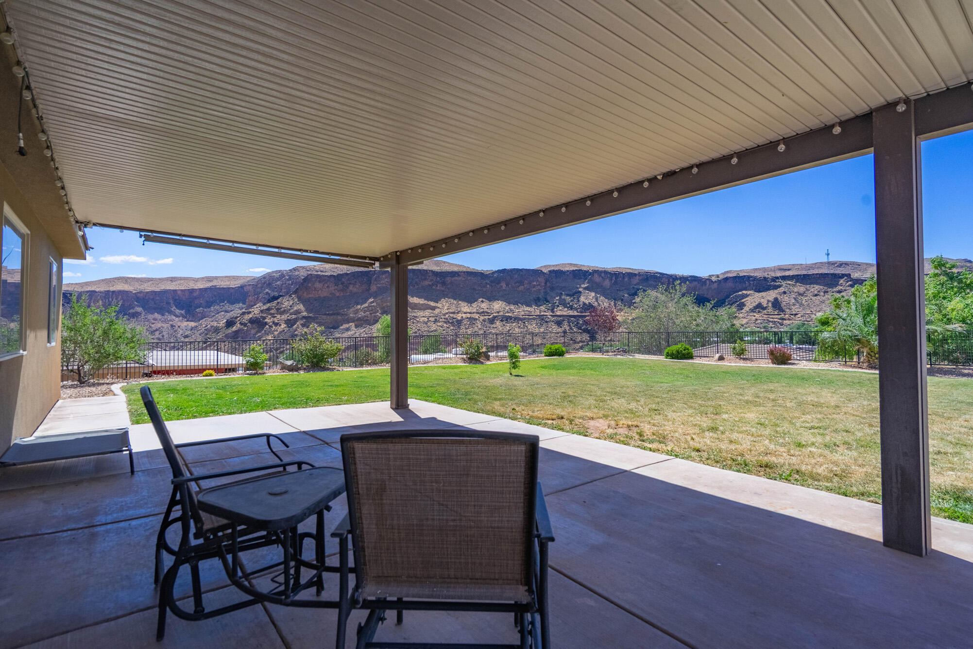 FALCON RIDGE - Residential