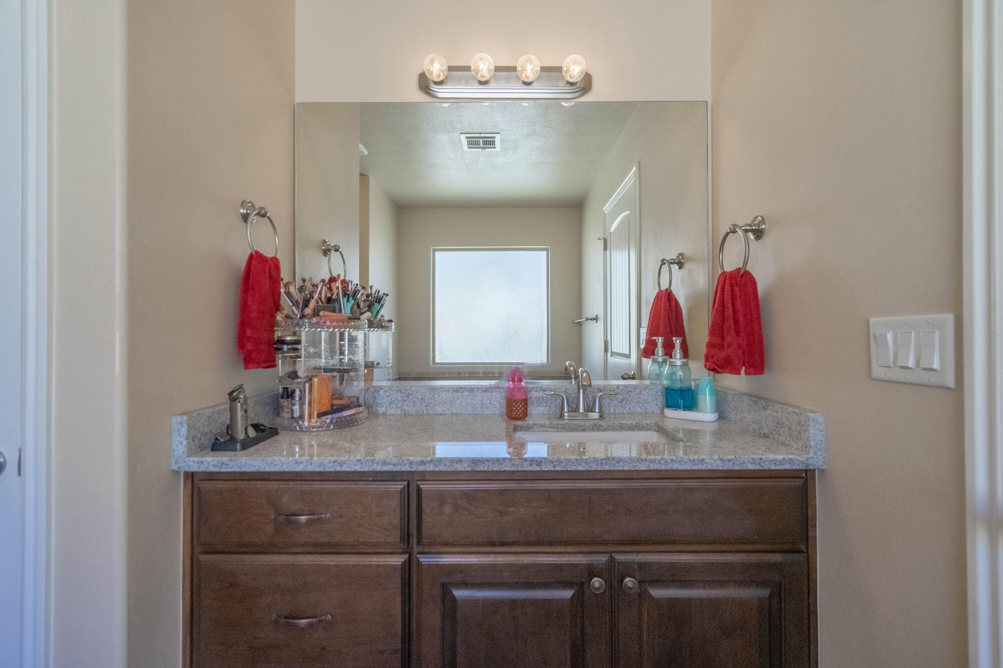 FALCON RIDGE - Residential