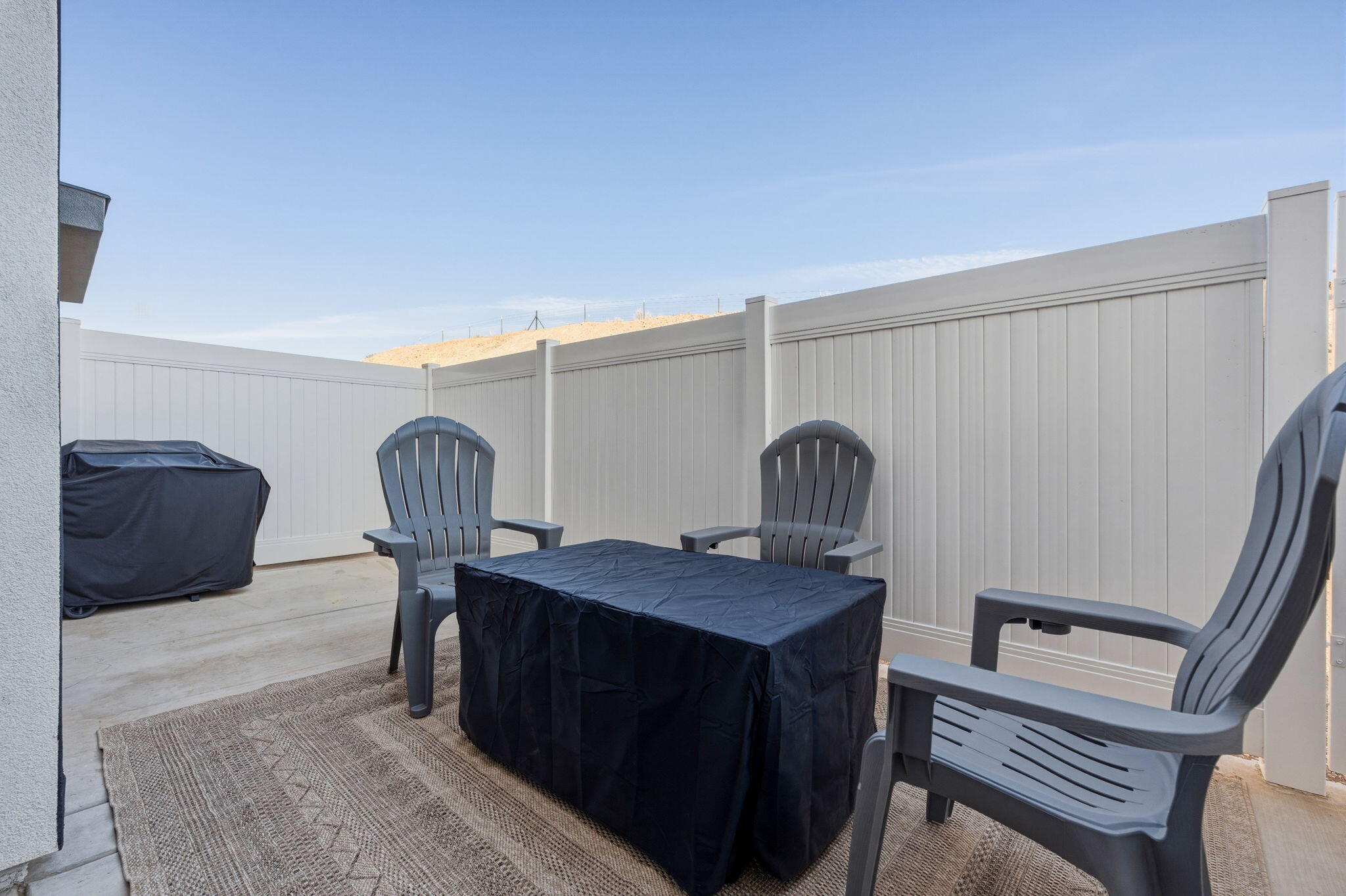 LABYRINTH PT AT LG VALLEY - Residential