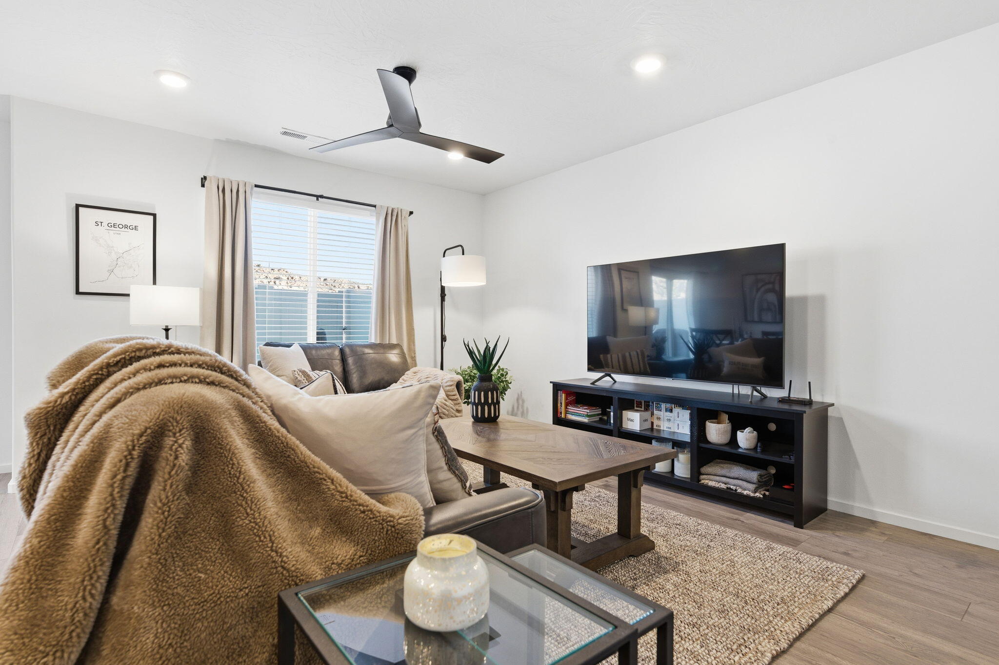 LABYRINTH PT AT LG VALLEY - Residential