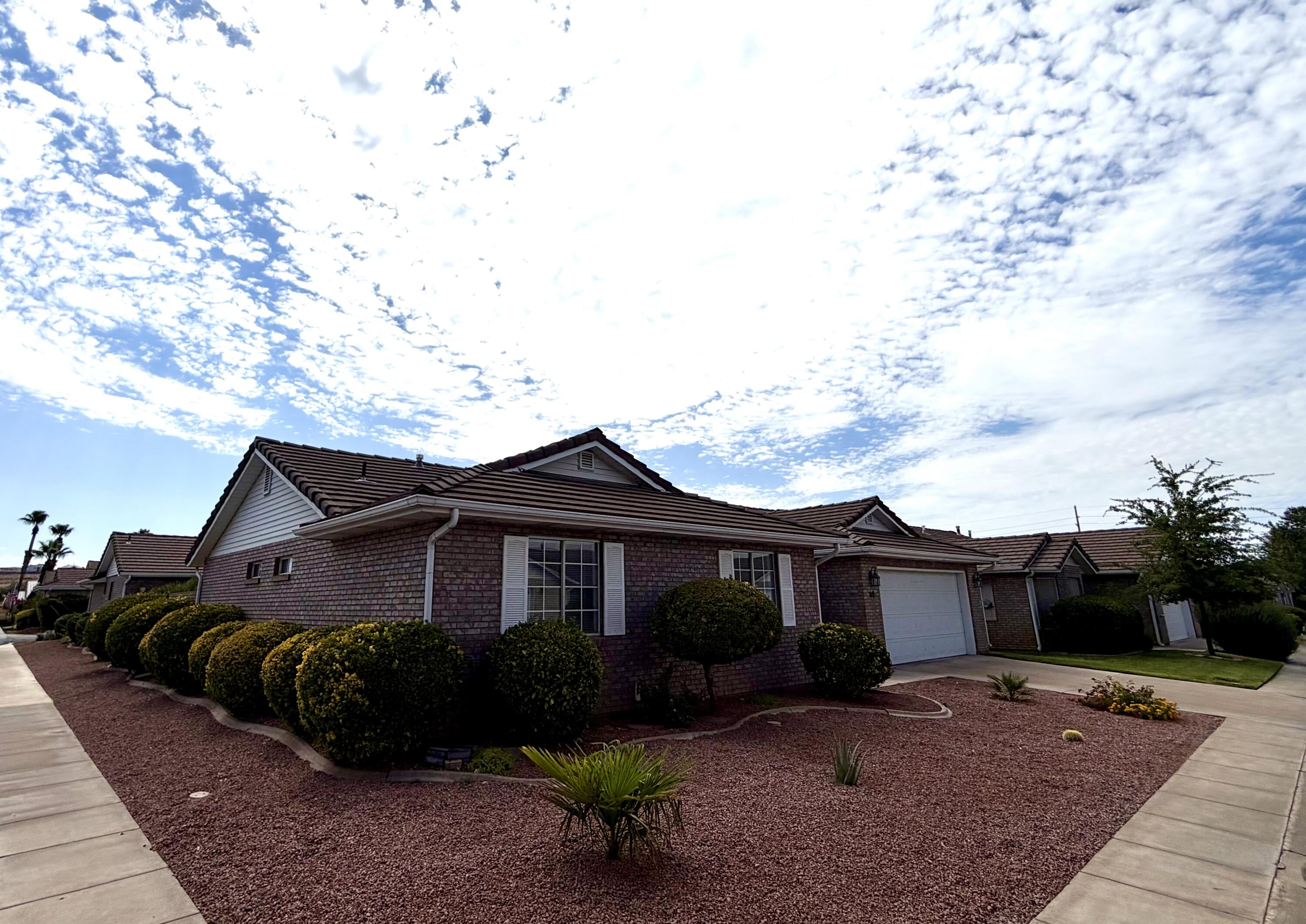 Photo 1 of 17 — 1055 E 900 S 95, St George, UT 84790
