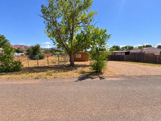1239 S HAMBLIN DR, KANAB, UT 84741 - Image b2e95feb85670c1ebce9fe45572bcc54/2219499607