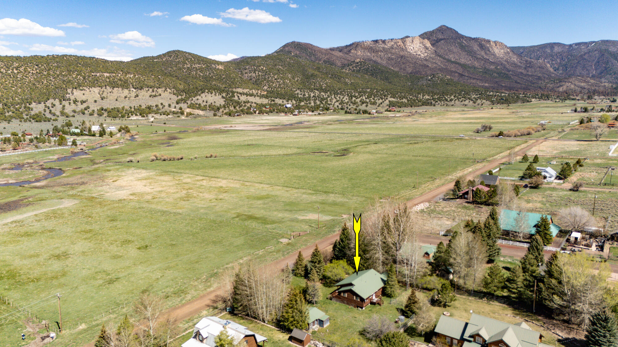 WINDOW ROCK - Residential