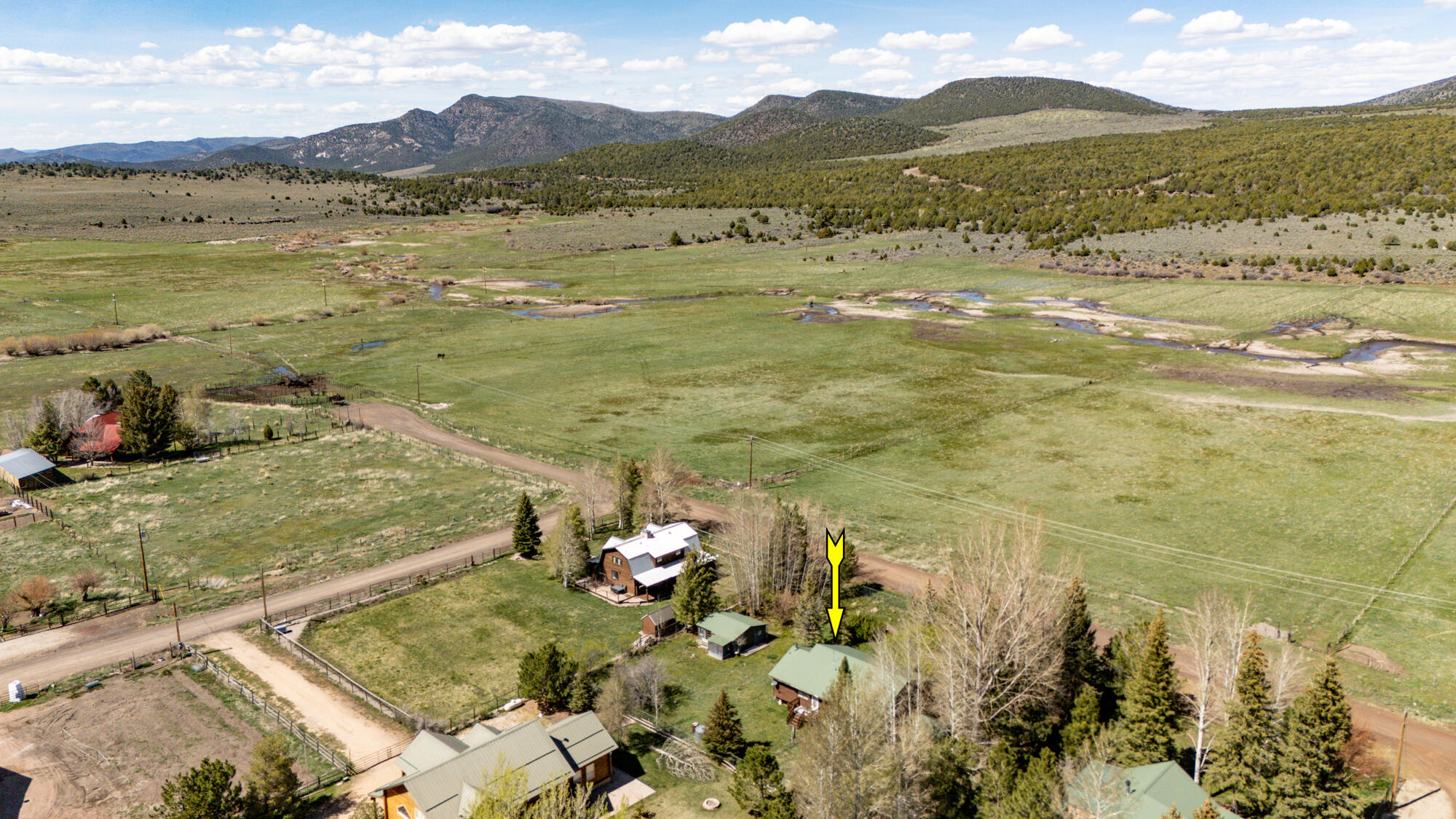 WINDOW ROCK - Residential