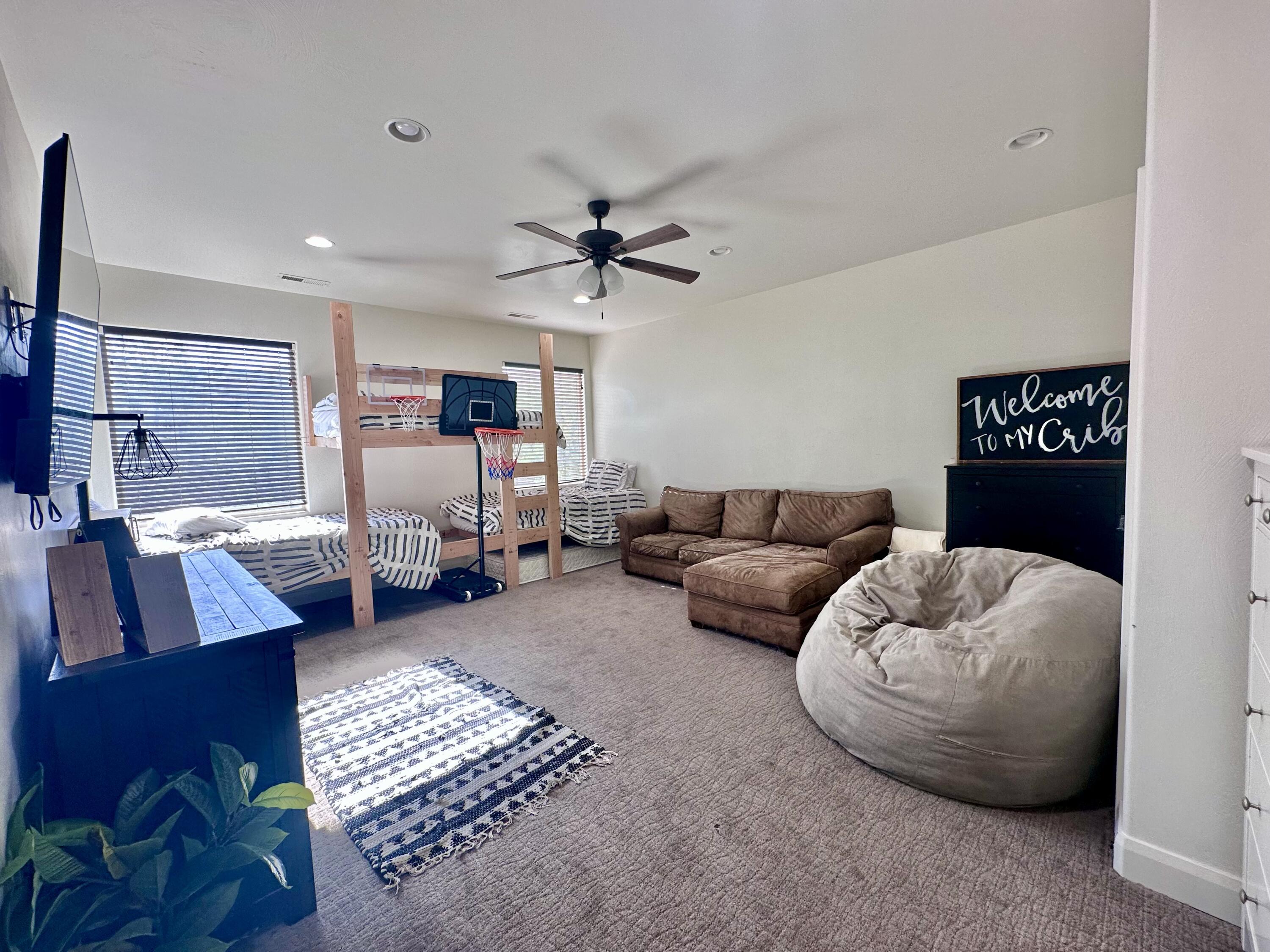 SILVER FALLS AT WASHINGTON BENCH - Residential