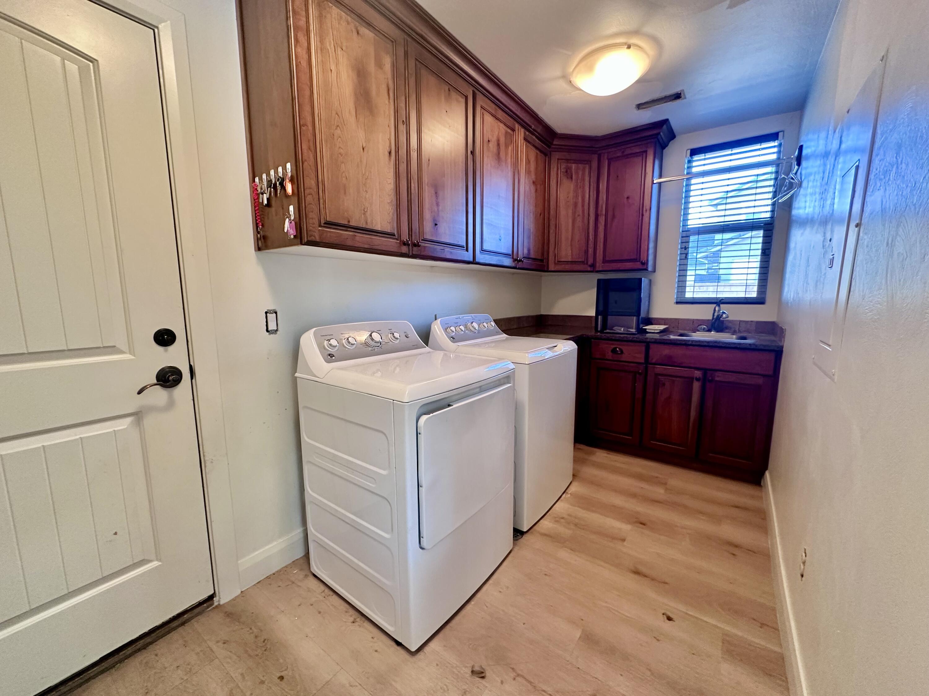 SILVER FALLS AT WASHINGTON BENCH - Residential