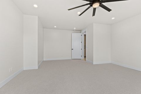 Tiny photo for 156 N 3670 W, Hurricane, UT 84737 (MLS # 26-271389)