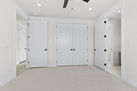 Tiny photo for 156 N 3670 W, Hurricane, UT 84737 (MLS # 26-271389)