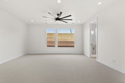 Tiny photo for 156 N 3670 W, Hurricane, UT 84737 (MLS # 26-271389)
