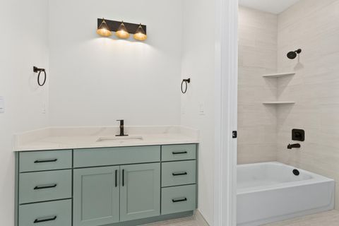 Tiny photo for 156 N 3670 W, Hurricane, UT 84737 (MLS # 26-271389)