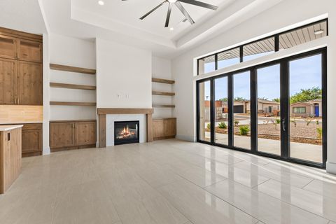 Tiny photo for 156 N 3670 W, Hurricane, UT 84737 (MLS # 26-271389)