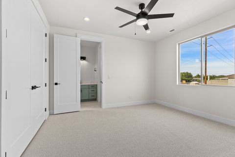 Tiny photo for 156 N 3670 W, Hurricane, UT 84737 (MLS # 26-271389)