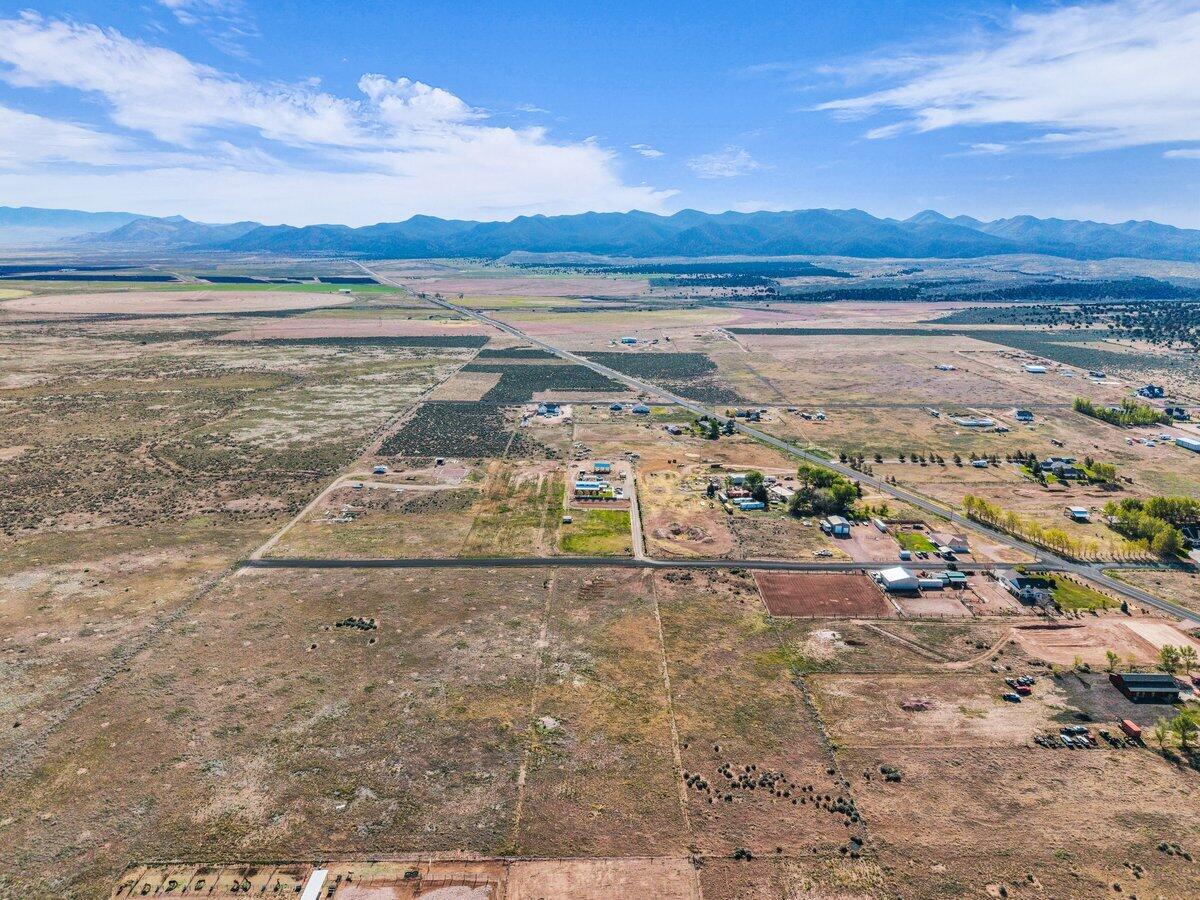 ENTERPRISE RANCHOS - Land