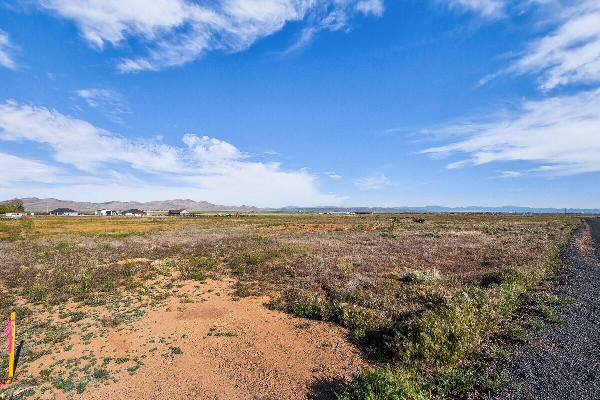 ENTERPRISE RANCHOS - Land