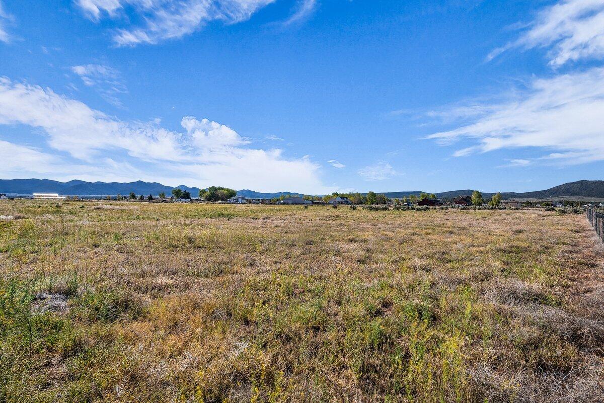 ENTERPRISE RANCHOS - Land