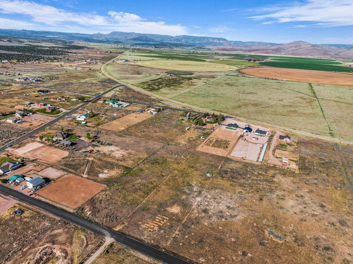 ENTERPRISE RANCHOS - Land