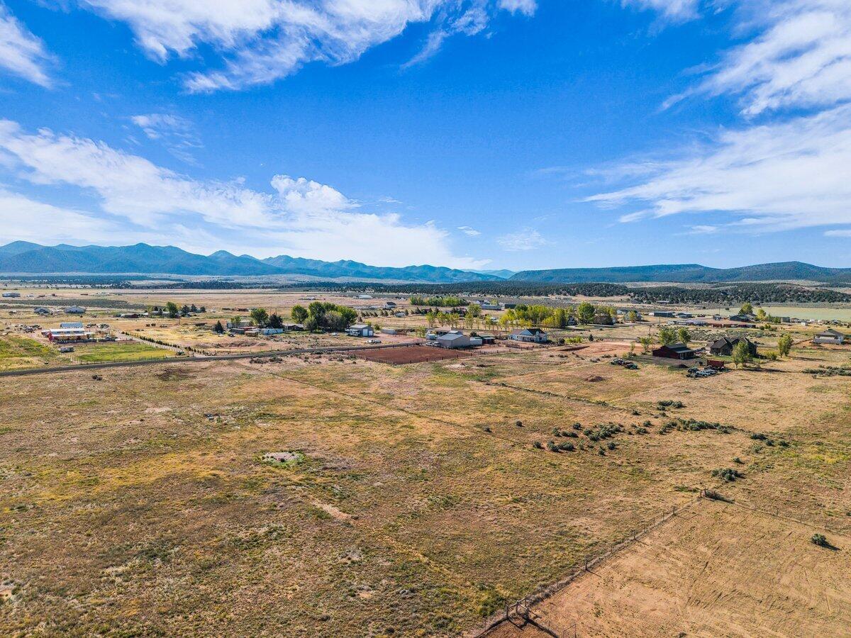 ENTERPRISE RANCHOS - Land