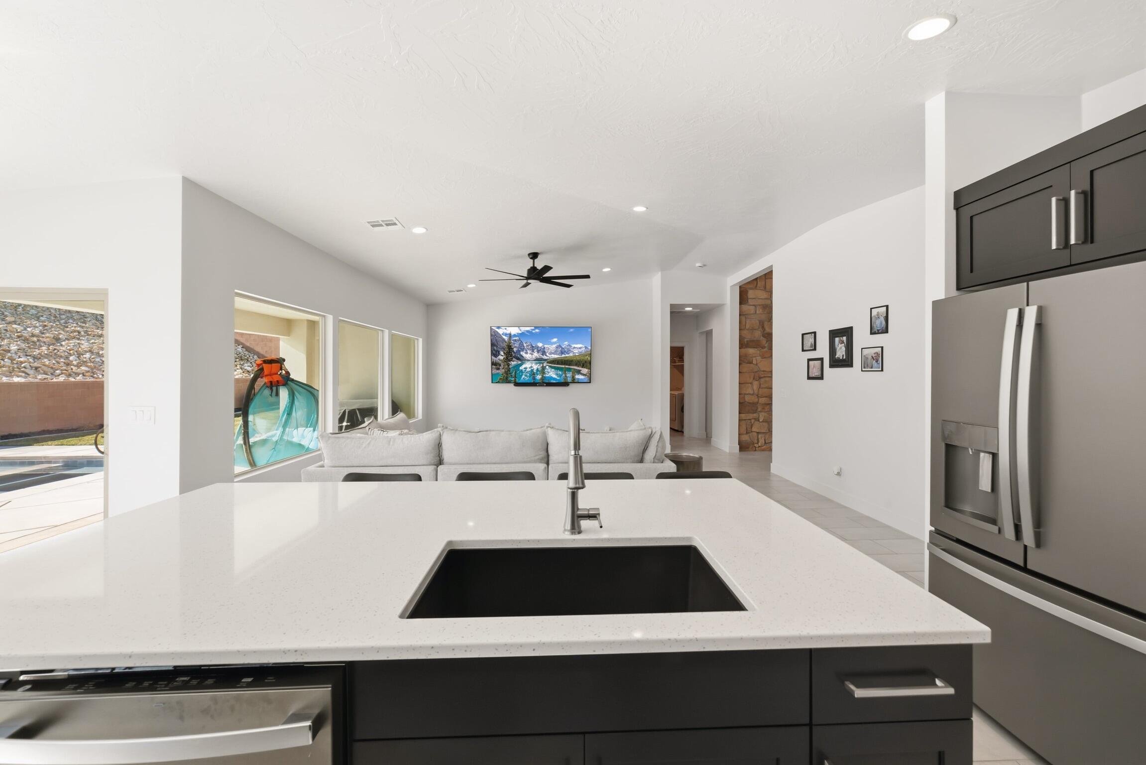 SAND RIDGE - Residential