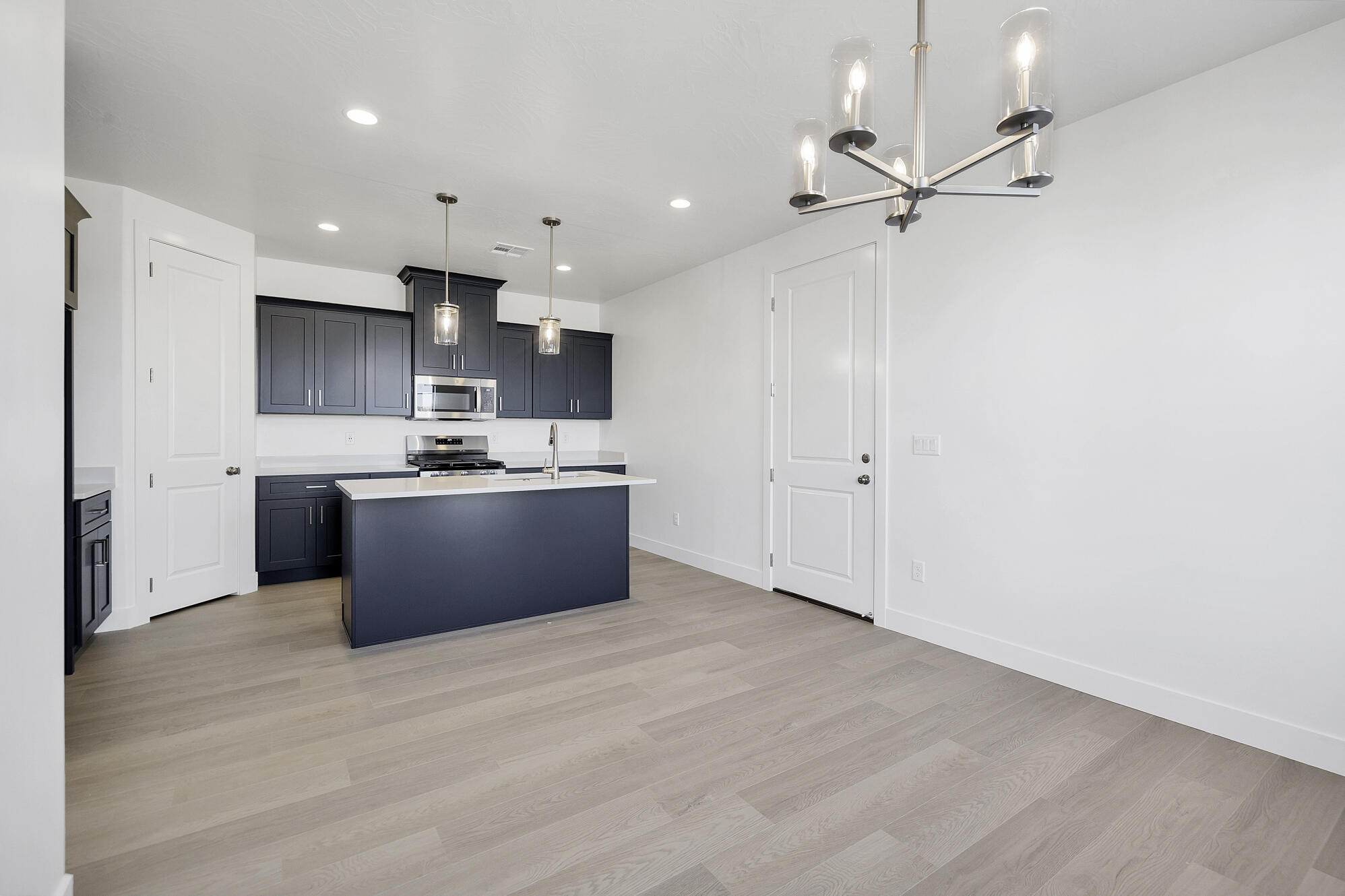 VILLA HIGHLANDS AT HIDDEN VALLEY - Residential