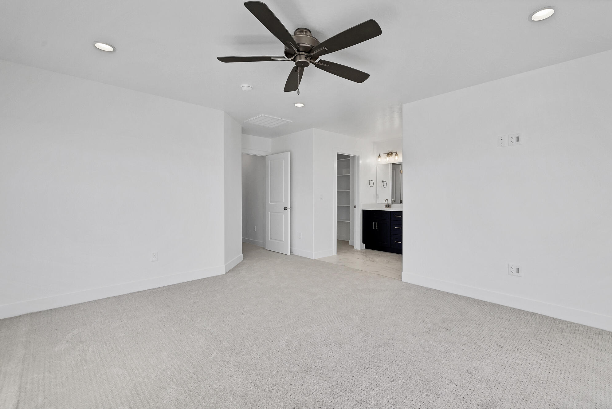 VILLA HIGHLANDS AT HIDDEN VALLEY - Residential