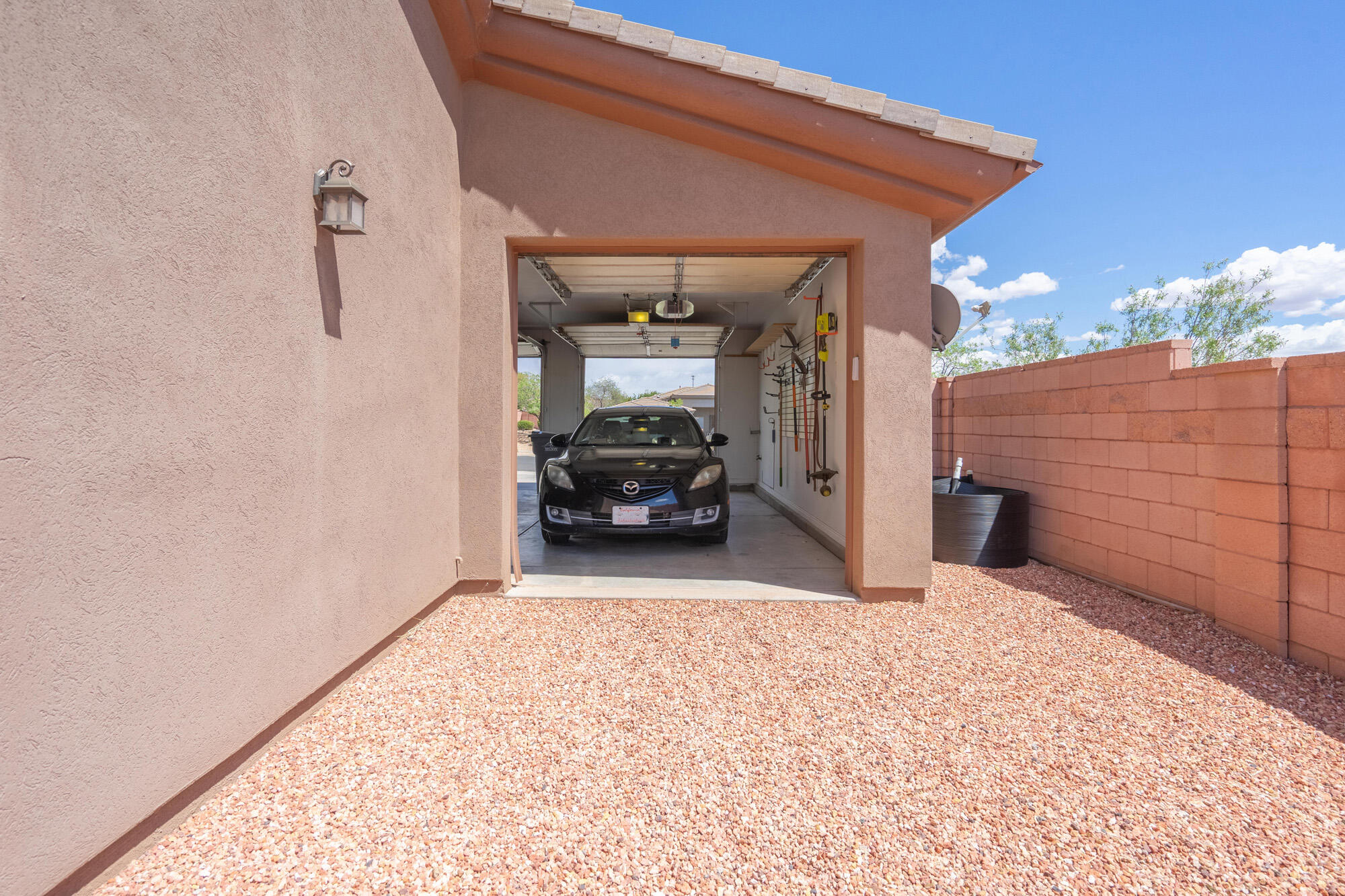 CORAL CANYON - Residential