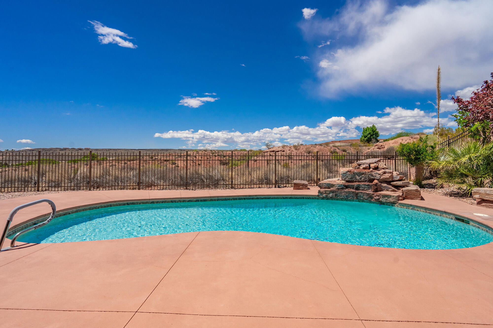 CORAL CANYON - Residential