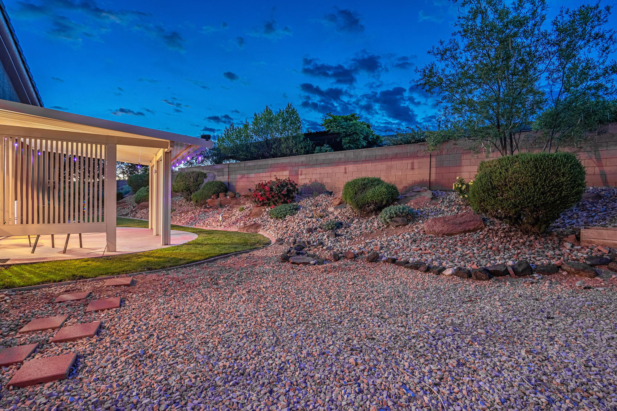 CORAL CANYON - Residential