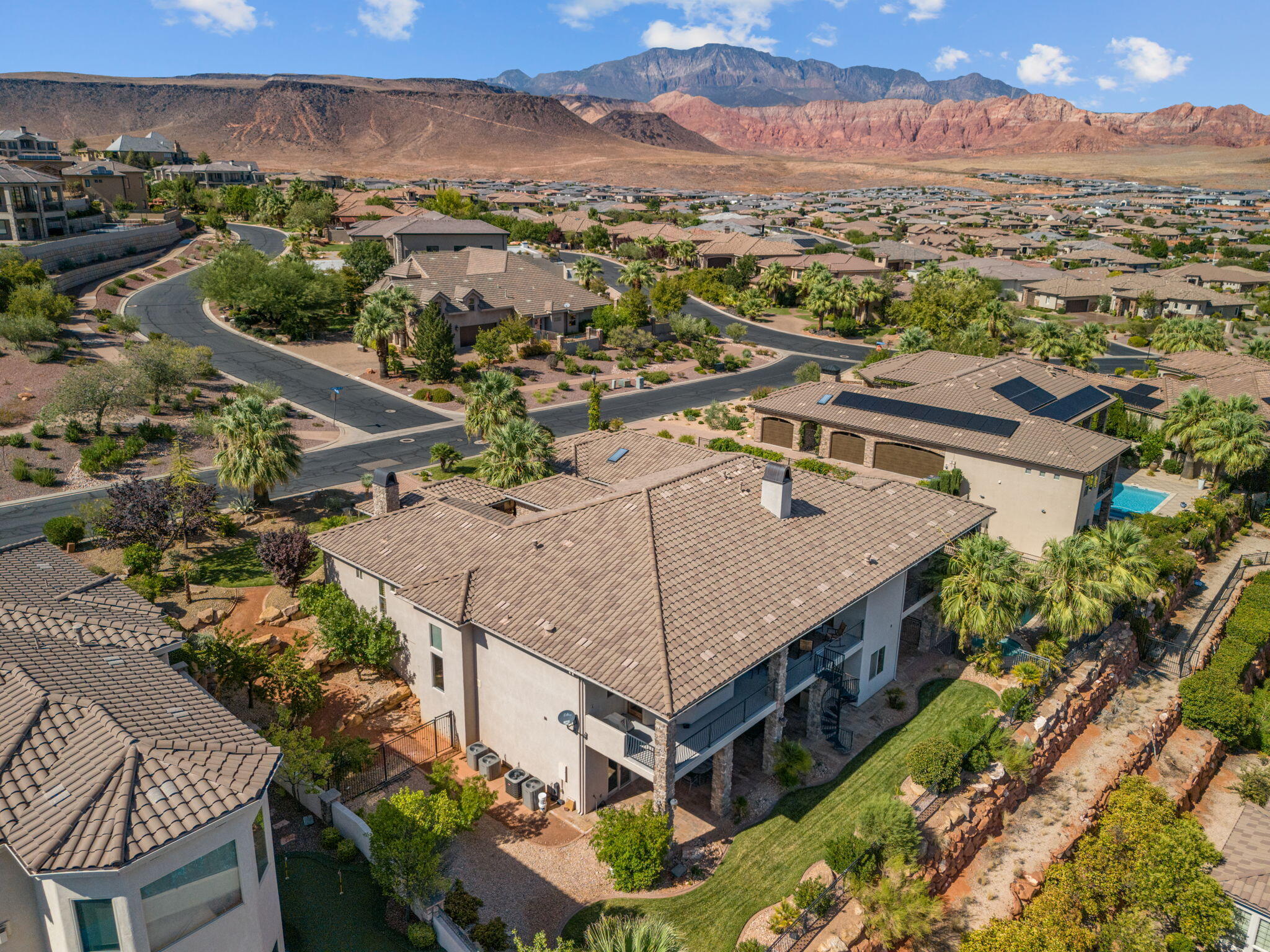 NORTHBRIDGE ESTATES - Residential