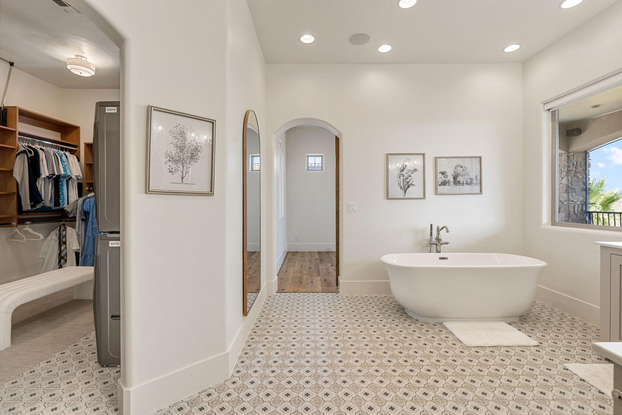 NORTHBRIDGE ESTATES - Residential