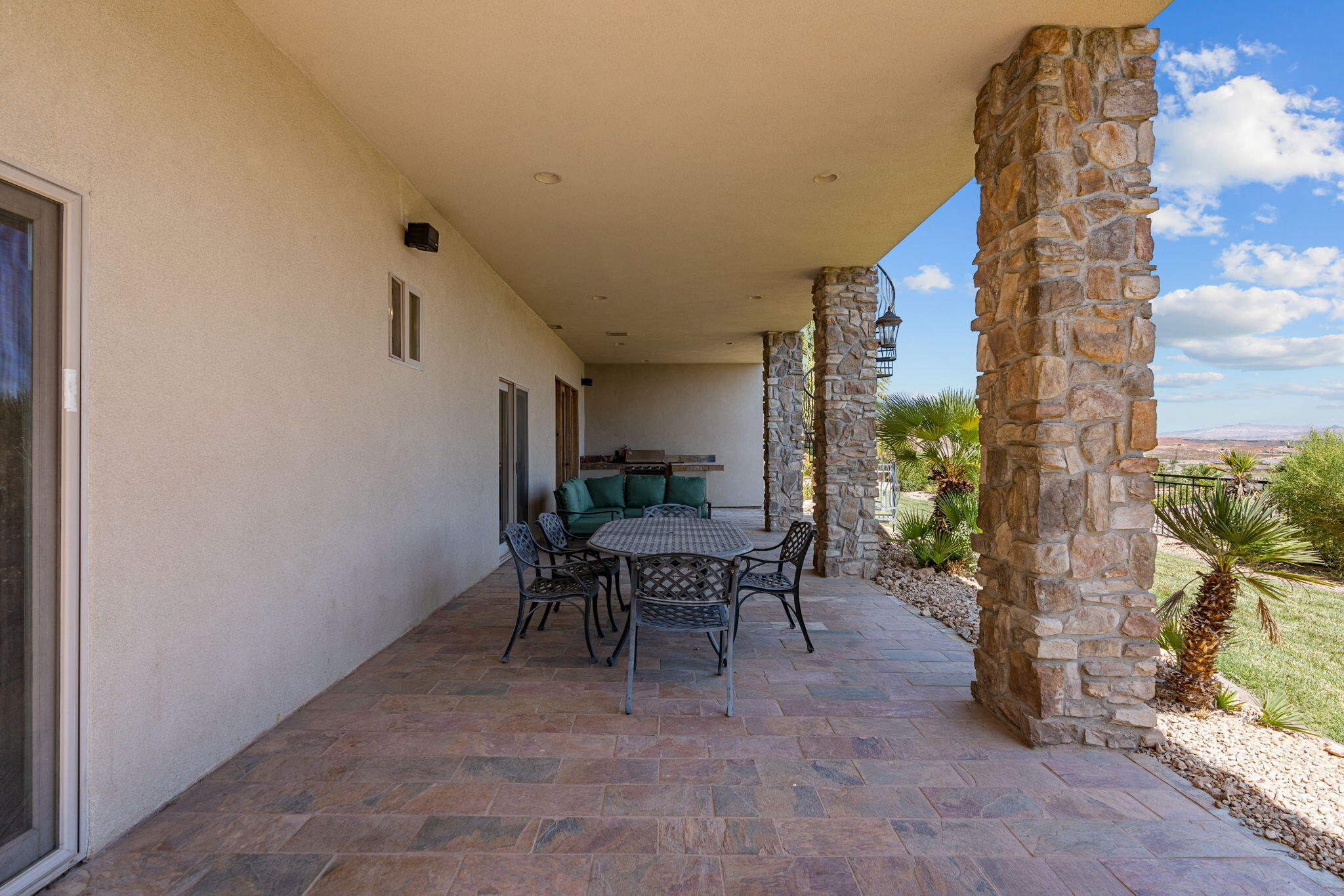 NORTHBRIDGE ESTATES - Residential