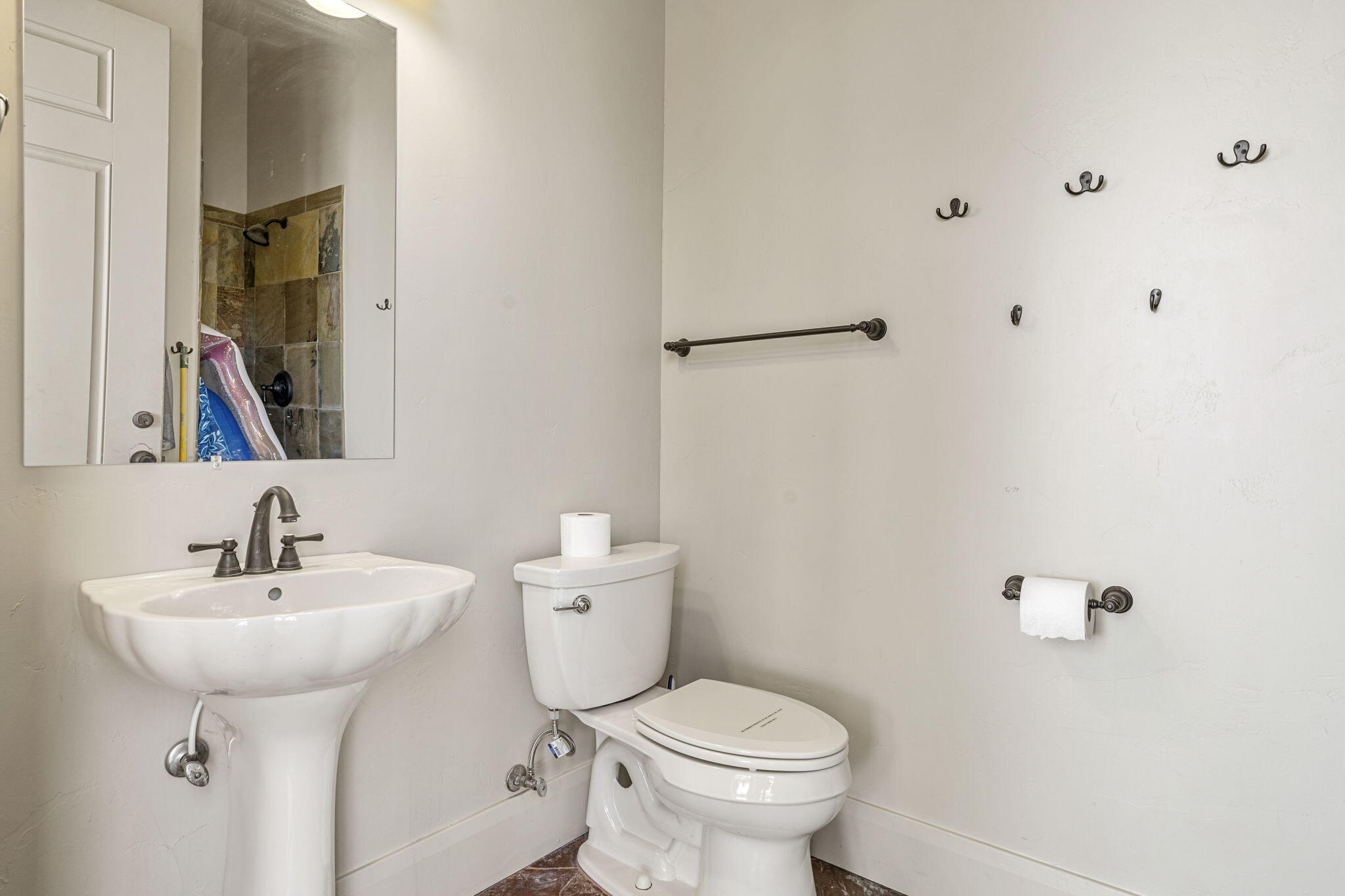 NORTHBRIDGE ESTATES - Residential