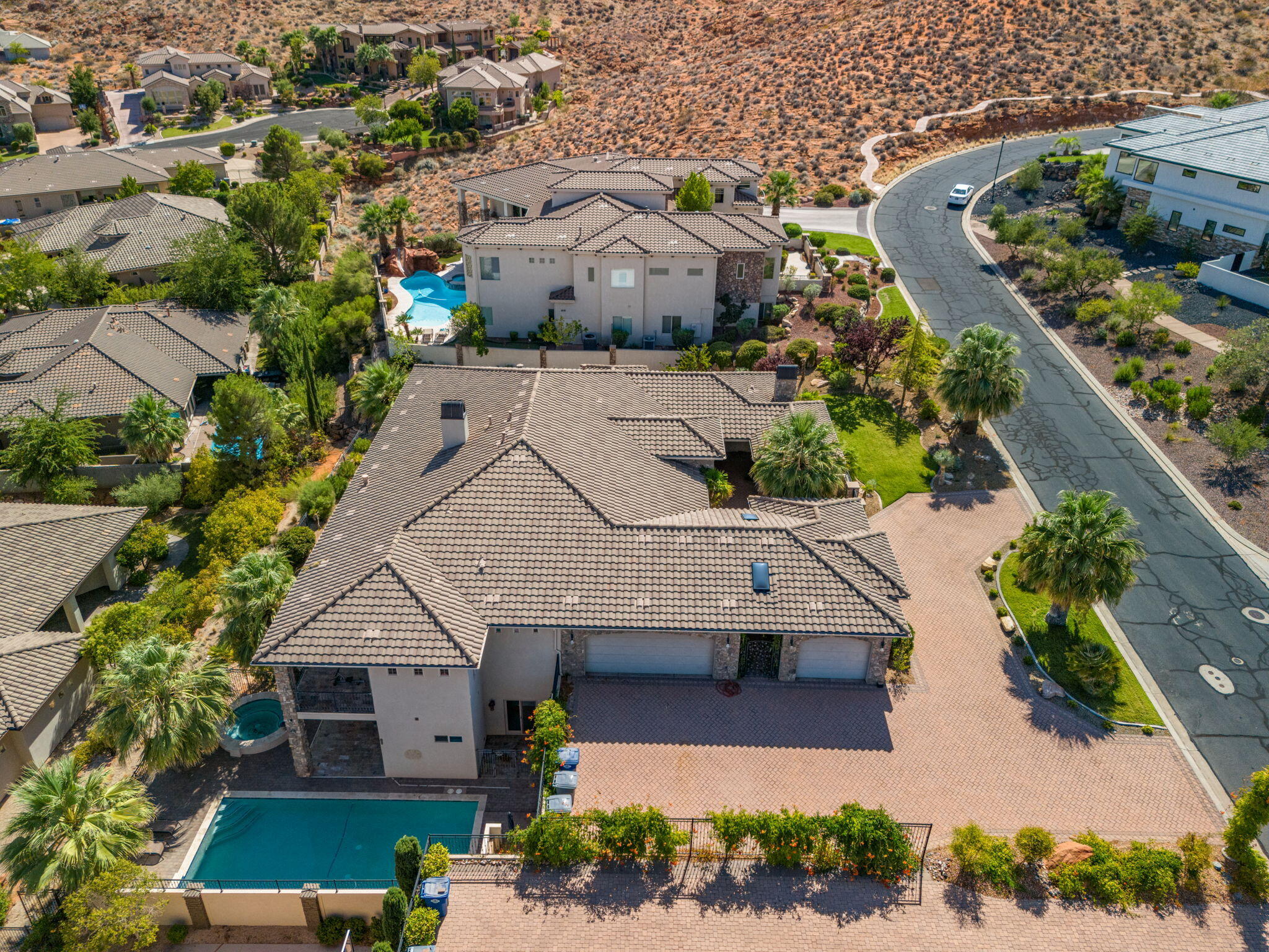 NORTHBRIDGE ESTATES - Residential