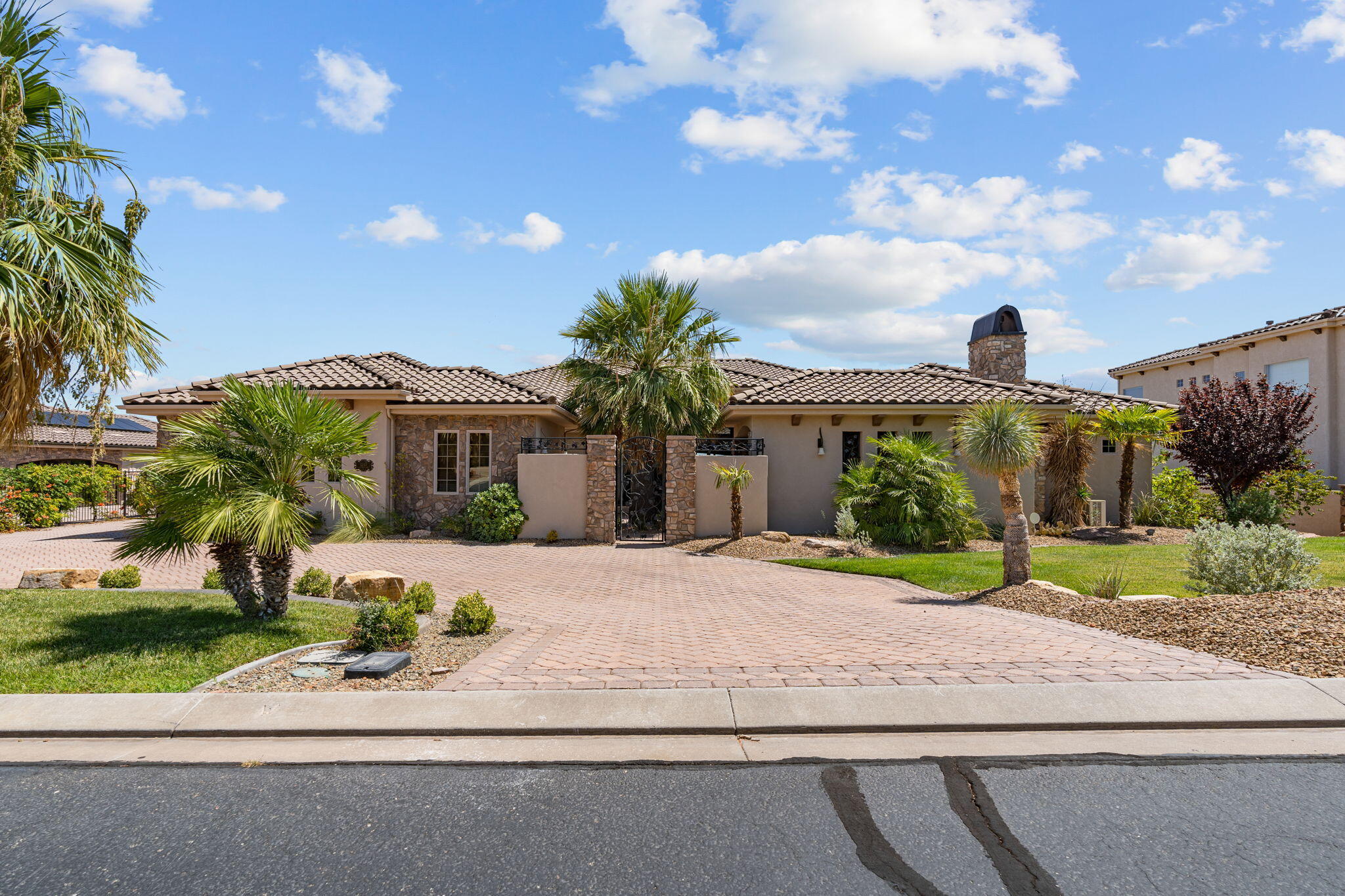 NORTHBRIDGE ESTATES - Residential