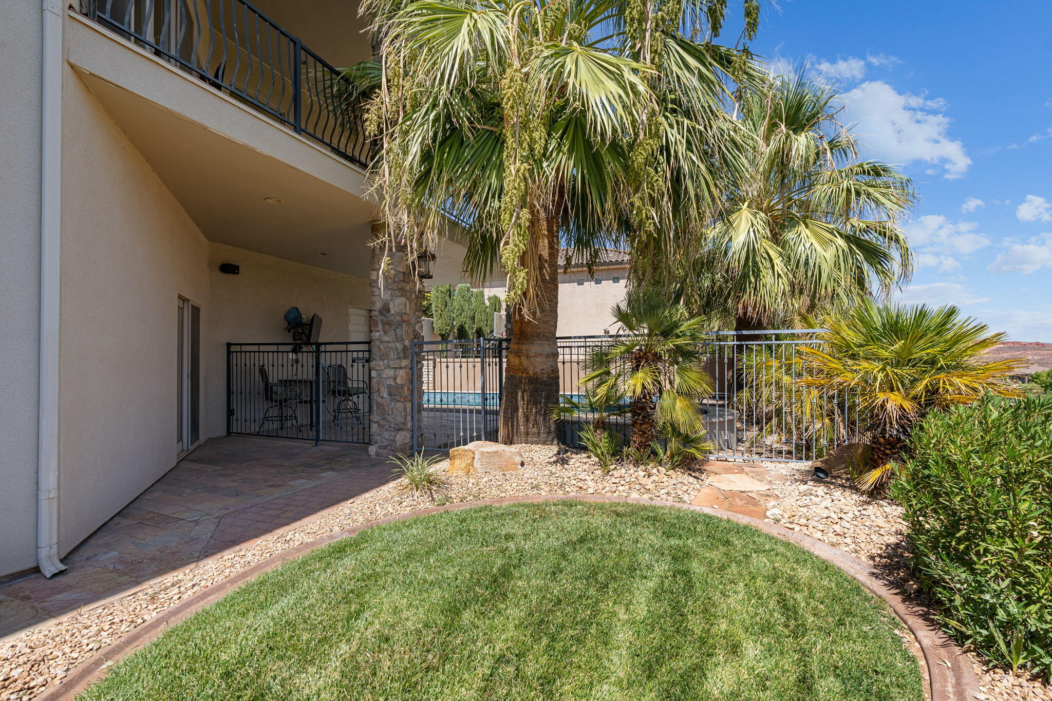 NORTHBRIDGE ESTATES - Residential