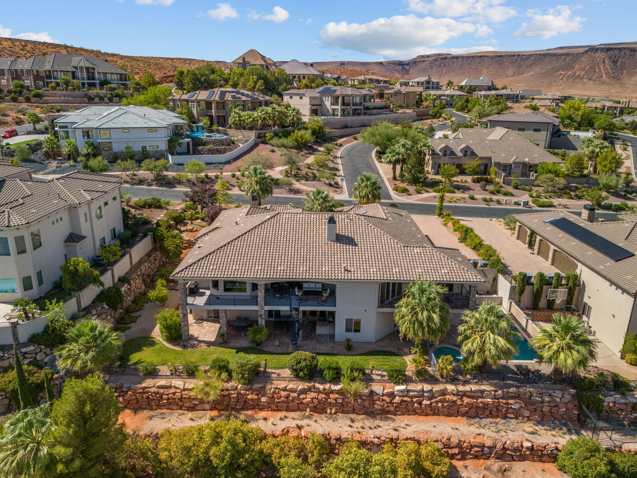 NORTHBRIDGE ESTATES - Residential