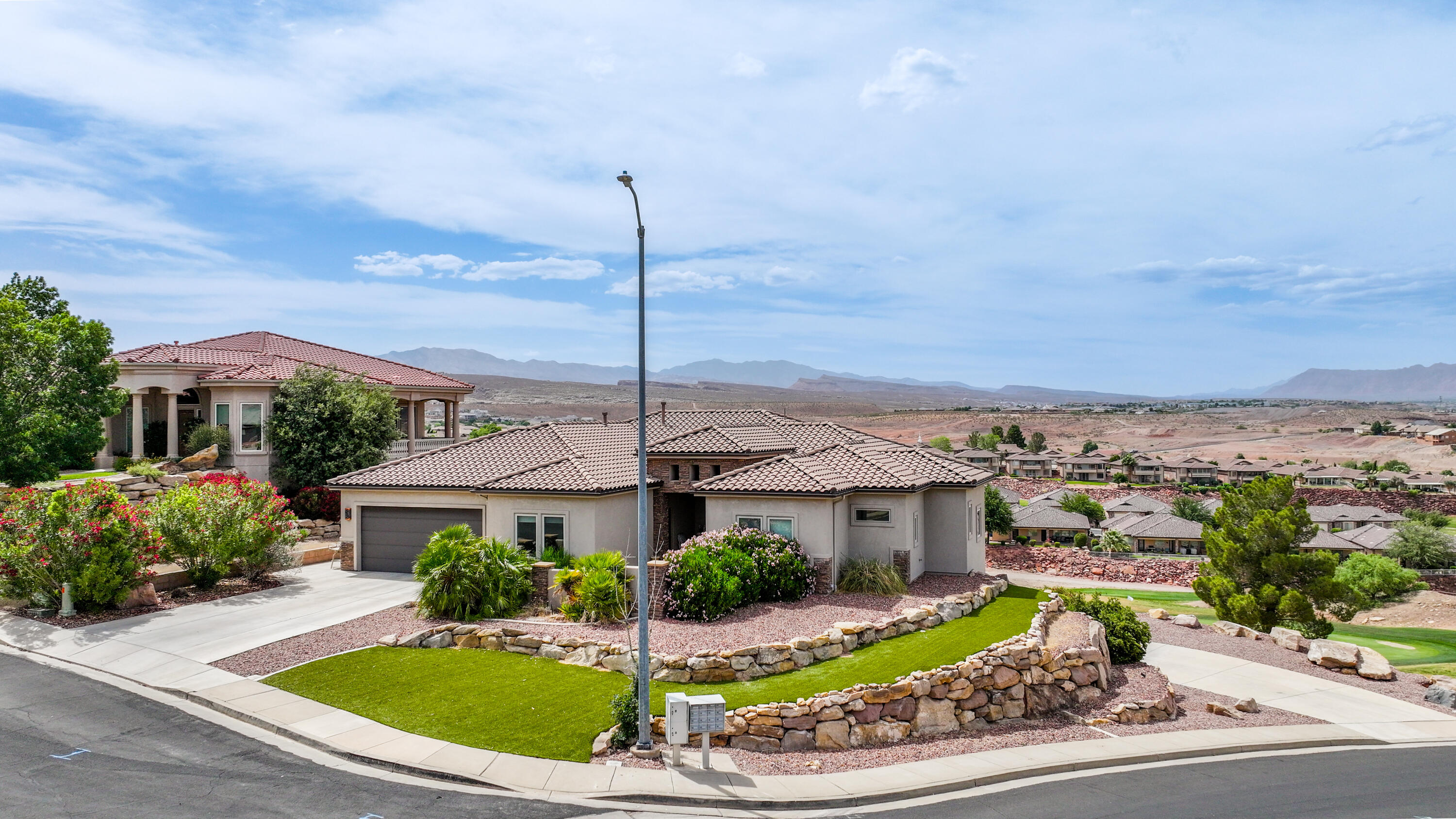 VERDE RIDGE - Residential