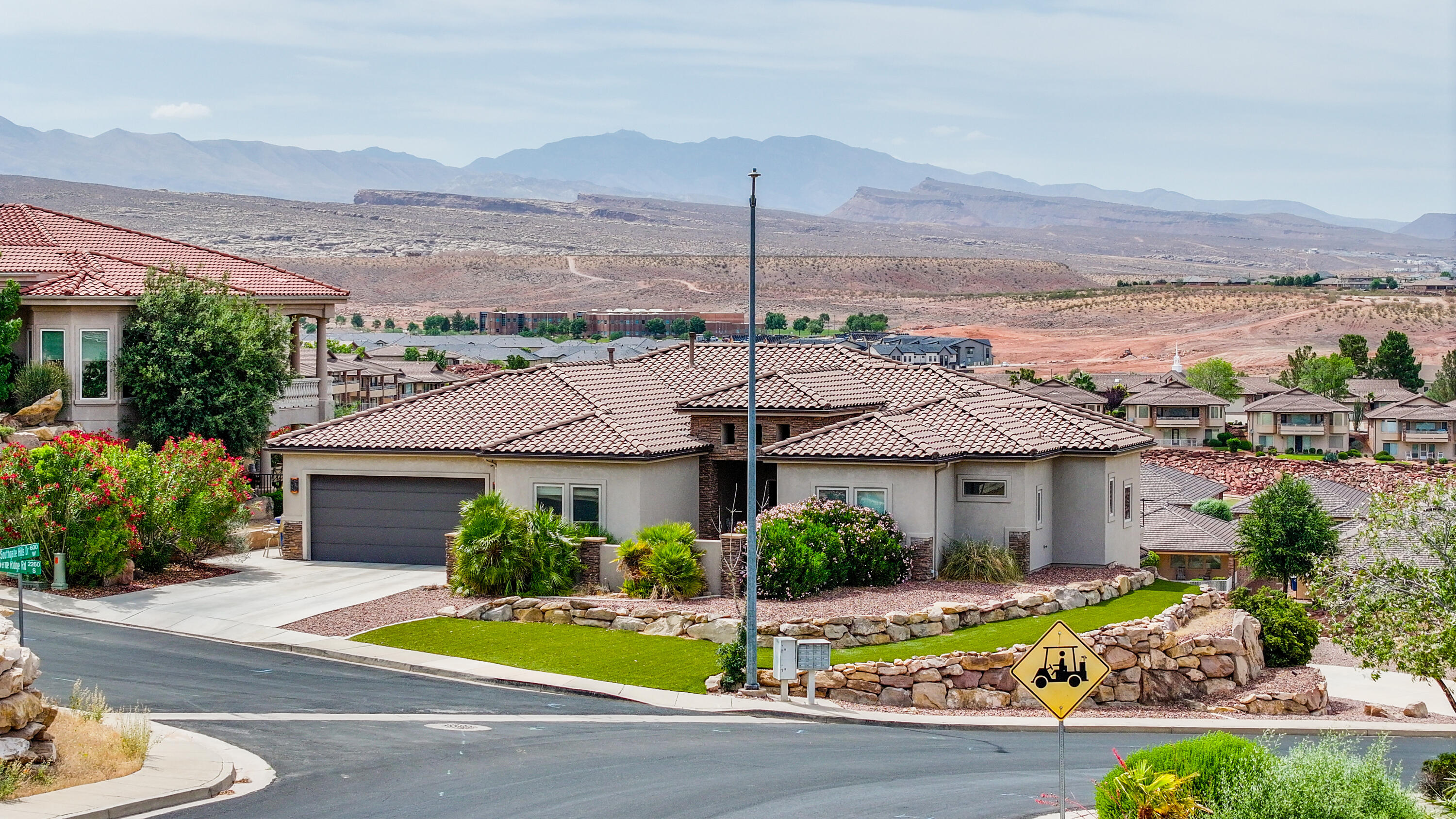 VERDE RIDGE - Residential