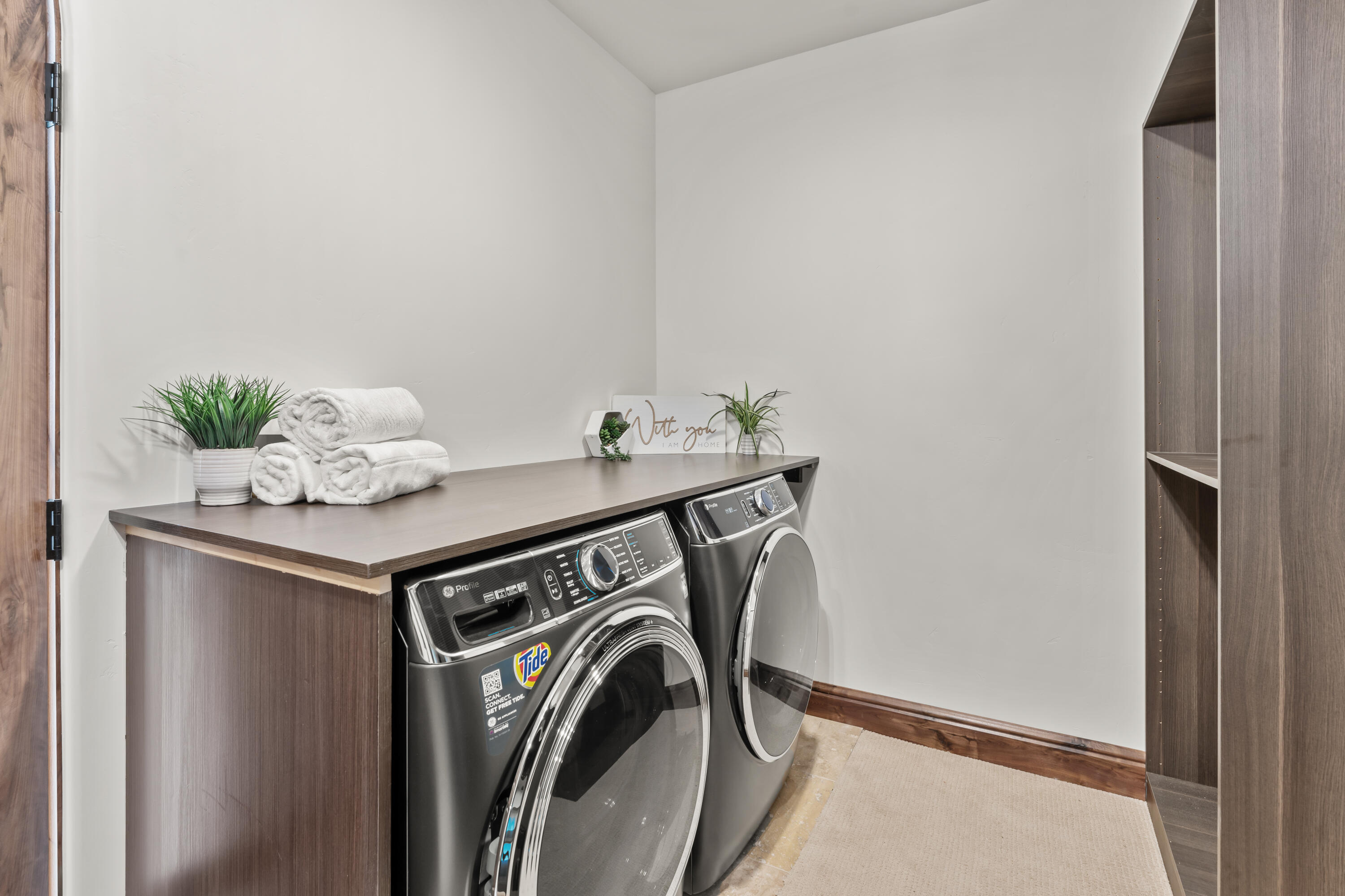 BLOOMINGTON RANCHES - Residential