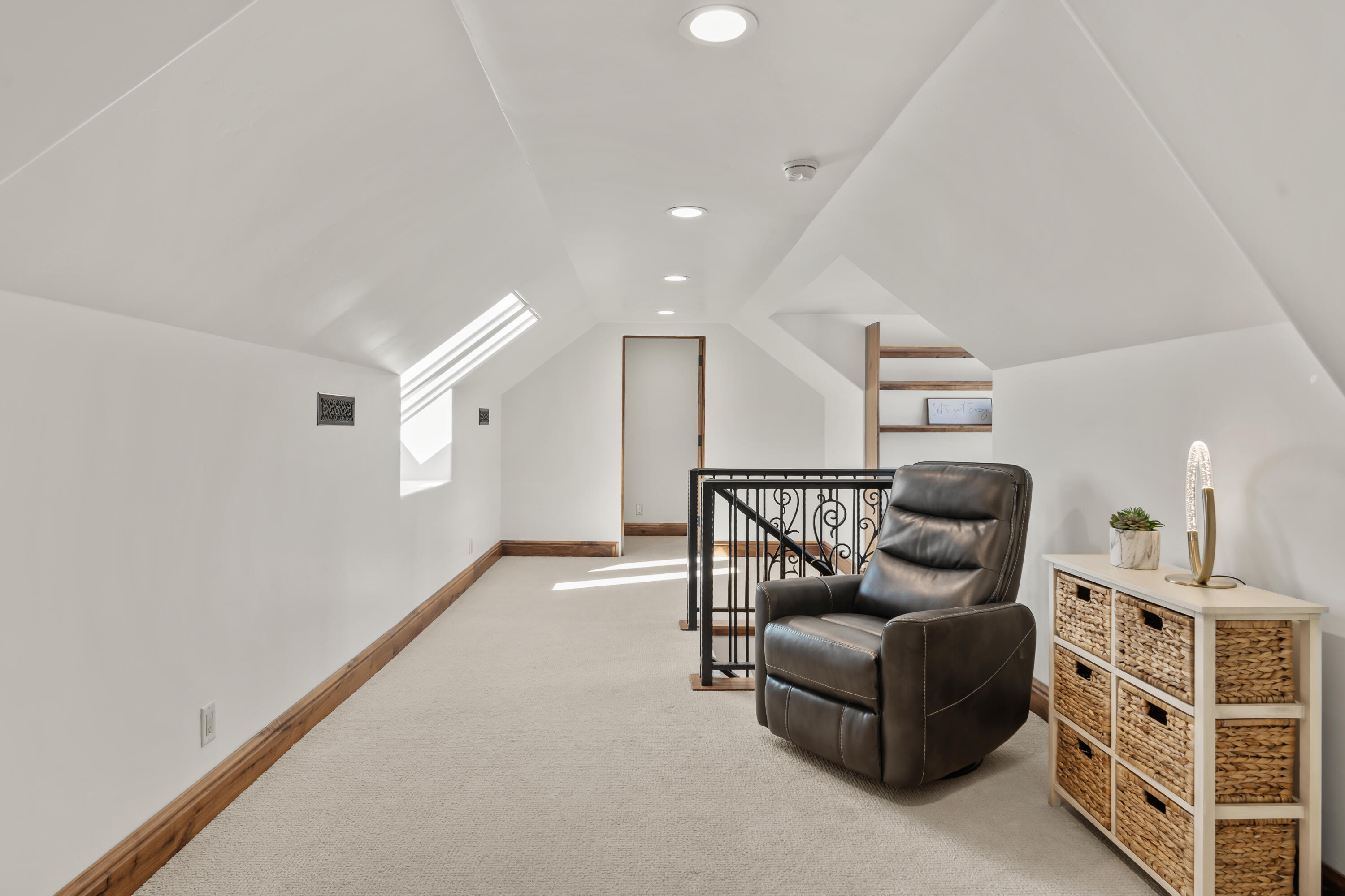 BLOOMINGTON RANCHES - Residential