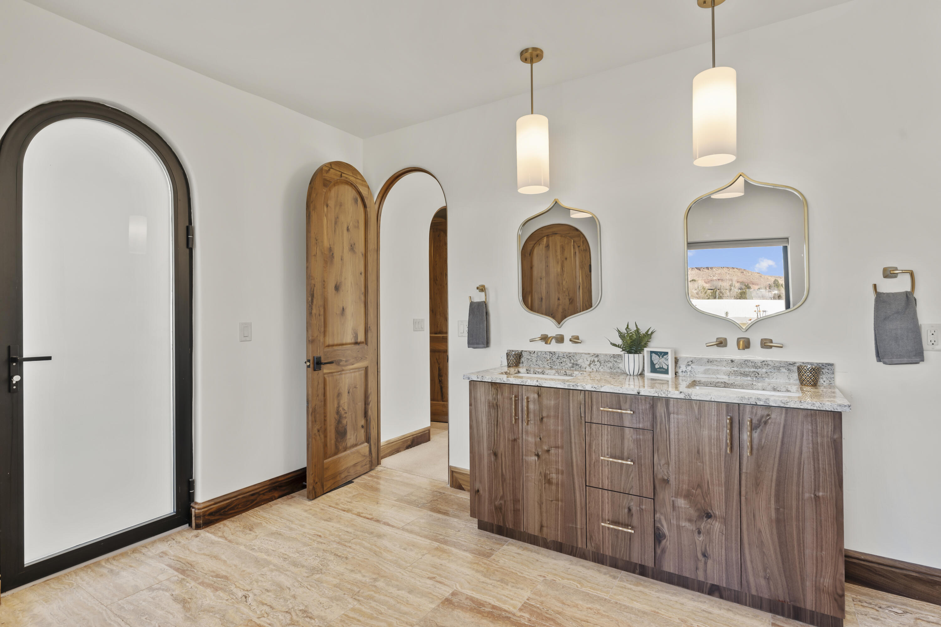 BLOOMINGTON RANCHES - Residential