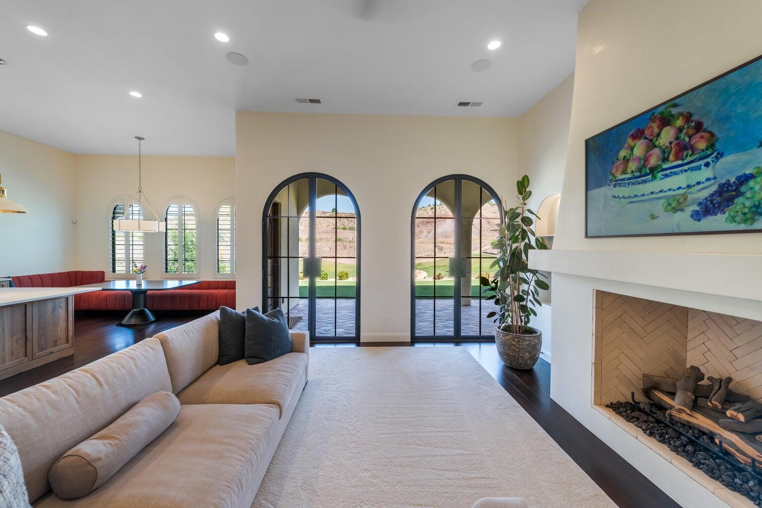 COVE AT SUNBROOK - Residential