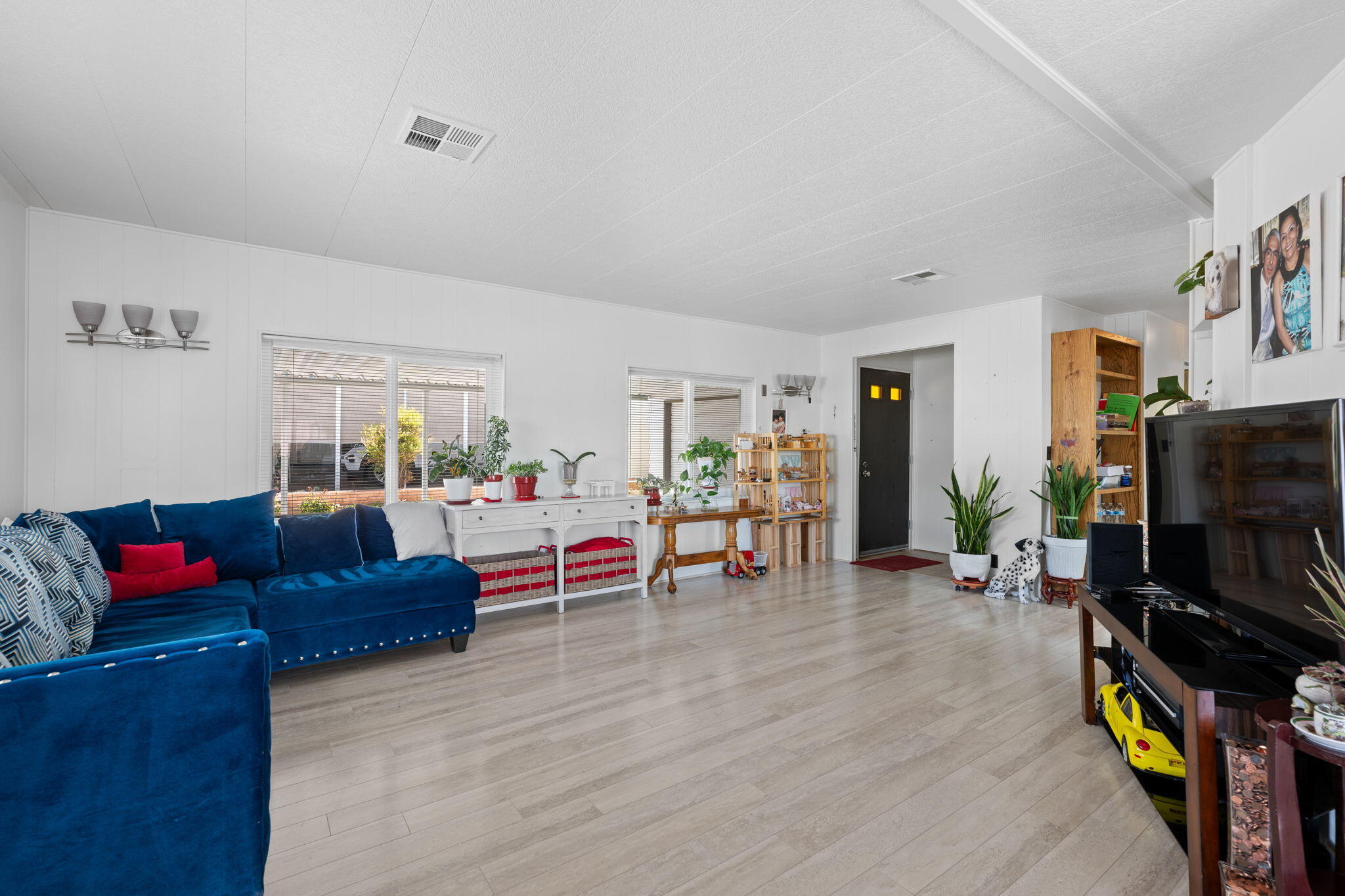 RAINBOW RIDGE MOBILE HOME PARK - Residential