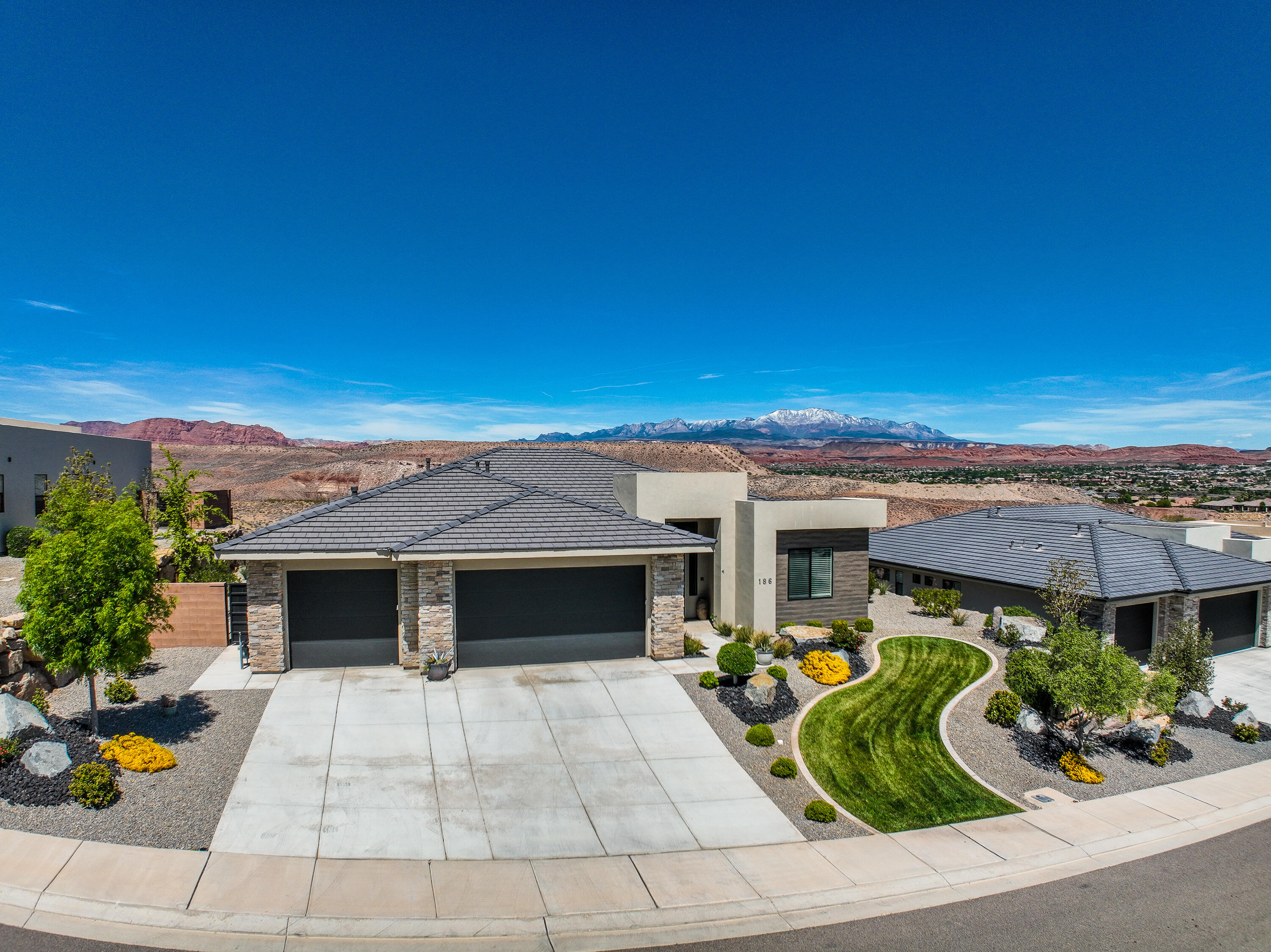 ARANCIO POINT - Residential